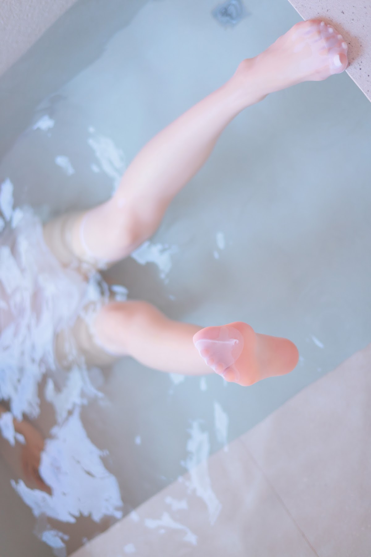 쏘블리 (@leeesovely) – Apr 2023 - P169