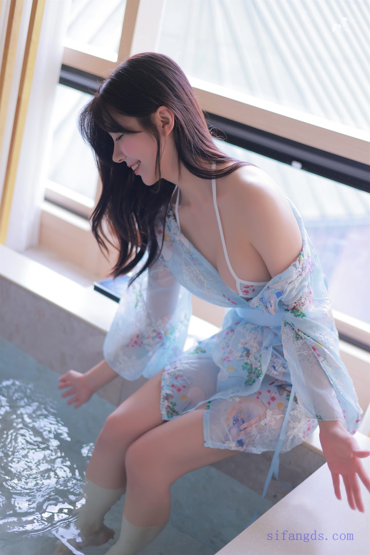 쏘블리 (@leeesovely) – Cherry Blossom Bikini - P78