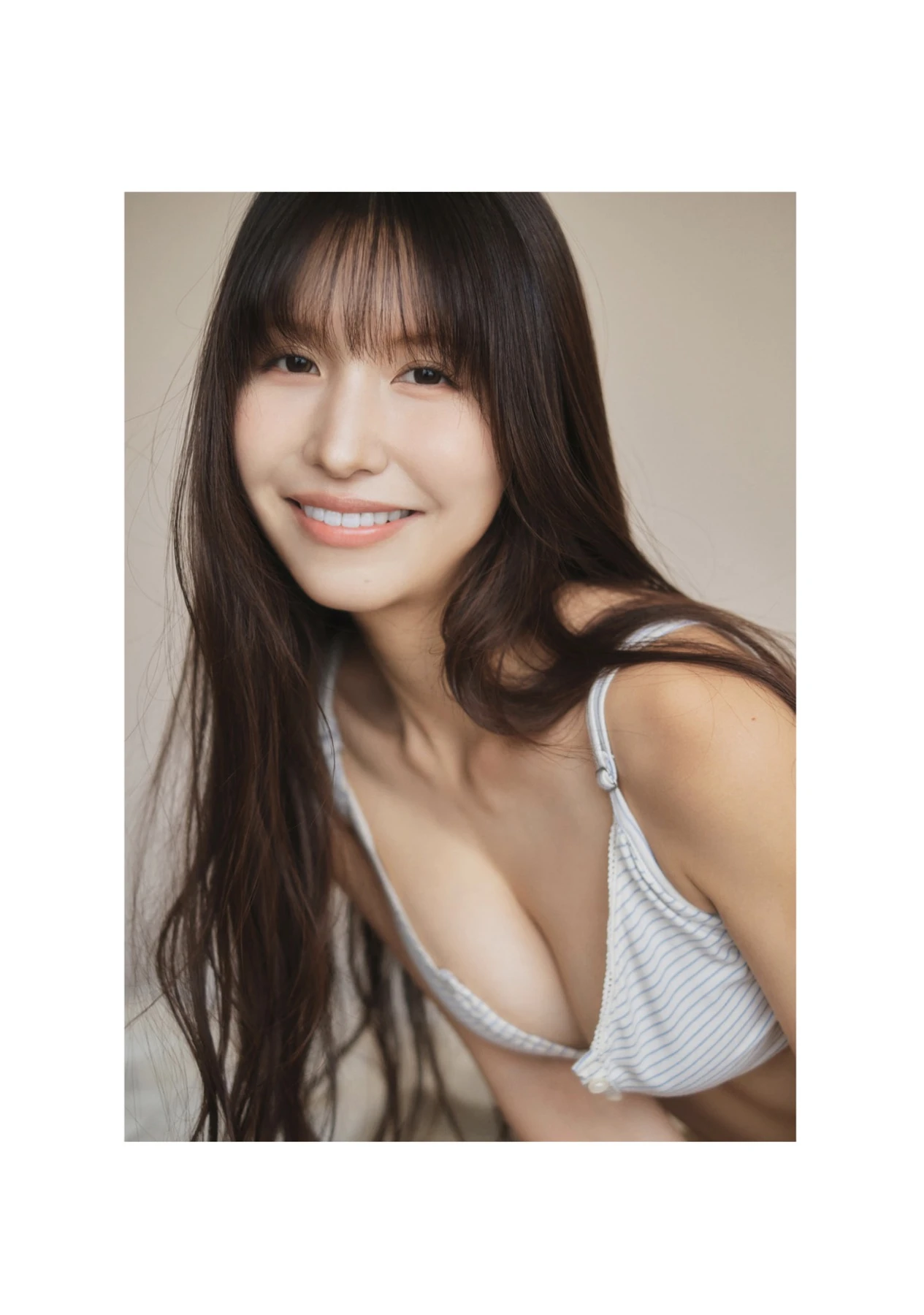 Momo Sakura 桜空もも, 写真集 「Trance Retinal とられち」 Set.03 - P13