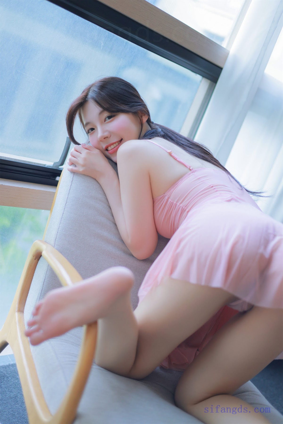 쏘블리 (@leeesovely) – Pink - P19