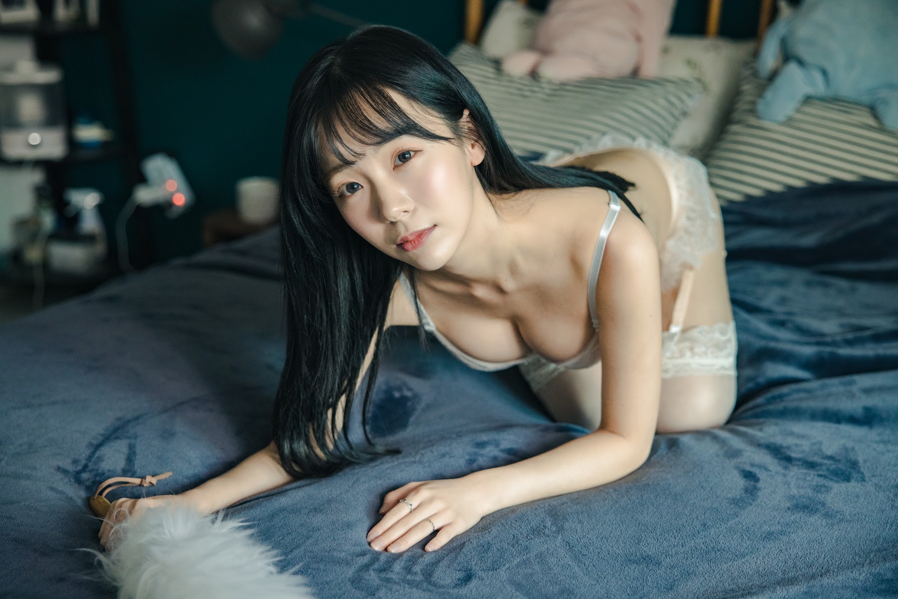 쏘블리 (@leeesovely) – Vintage - P5