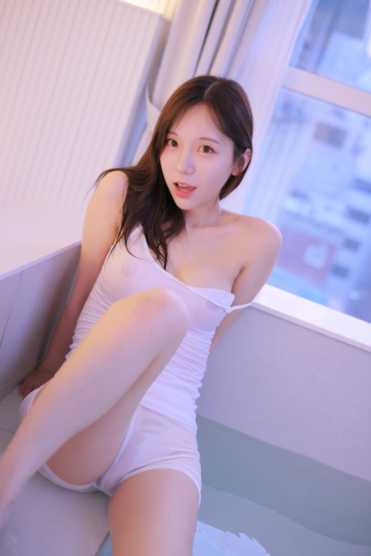 쏘블리 (@leeesovely) – Wet - P29