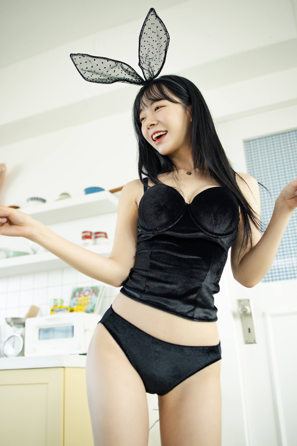 쏘블리 (@leeesovely) – HAPPY BIRTHDAY - P49