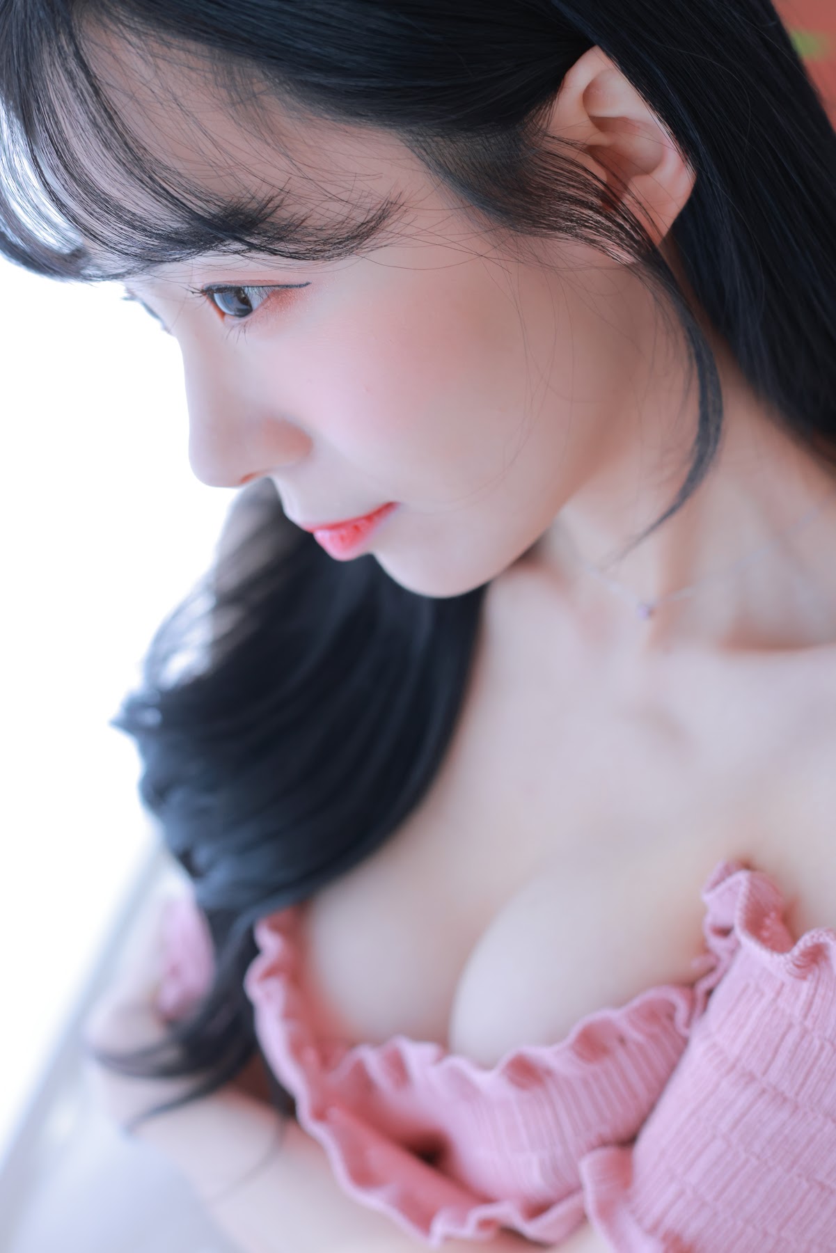 쏘블리 (@leeesovely) – Housekeeper Photo Set Collection P1 - P60