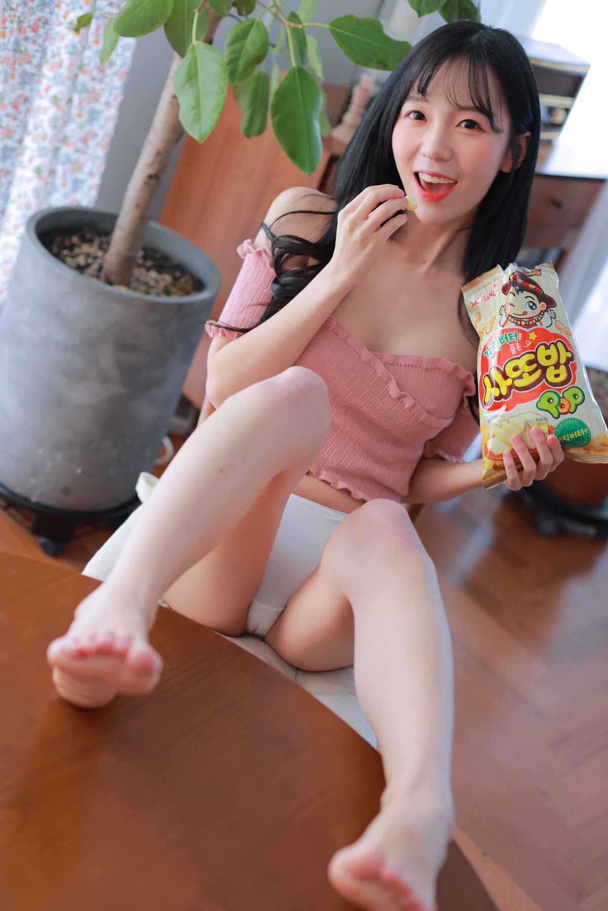 쏘블리 (@leeesovely) – Housekeeper Photo Set Collection P1 - P71