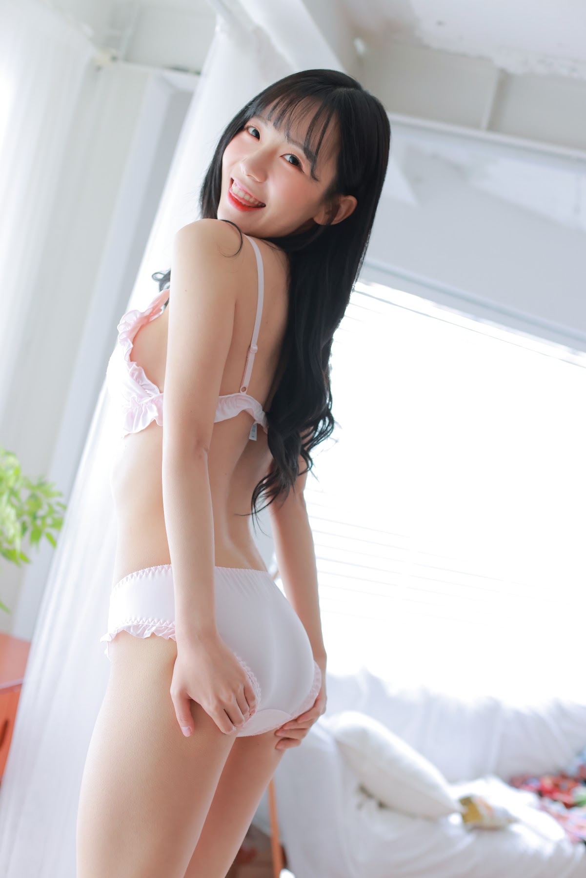쏘블리 (@leeesovely) – Housekeeper Photo Set Collection P2 - P23