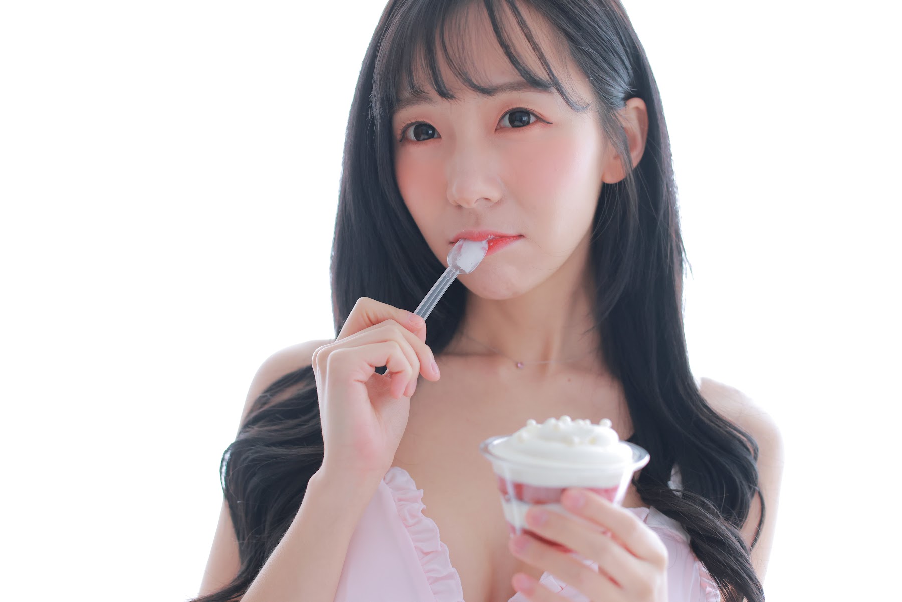 쏘블리 (@leeesovely) – Housekeeper Photo Set Collection P2 - P61