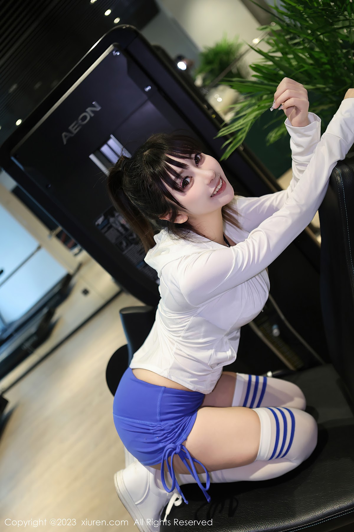 XIUREN No.6909 夏希 - P7