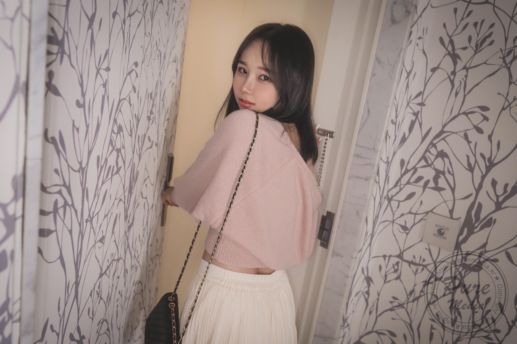 Pure Media Vol.217 Bada - P7