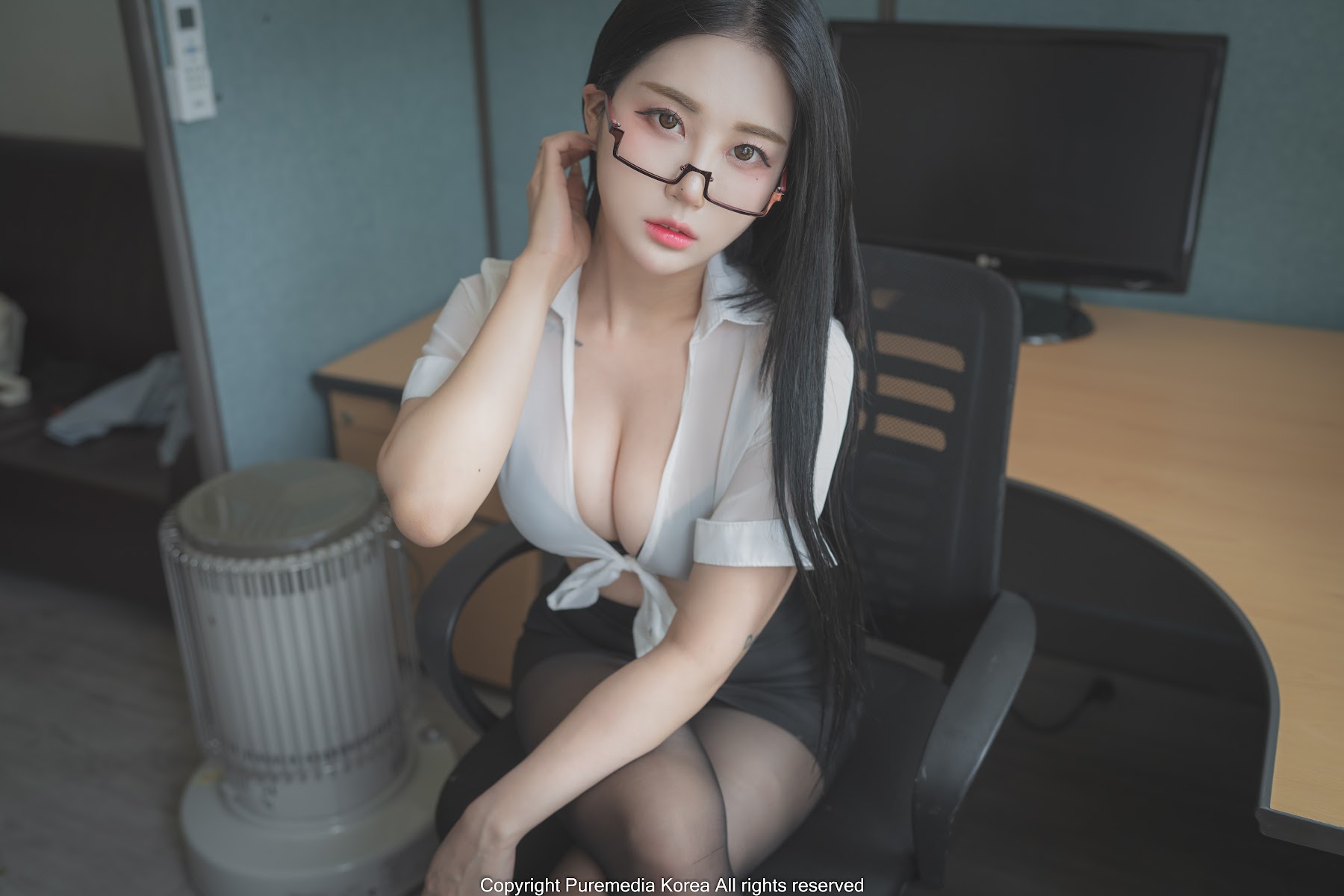 Pure Media Vol.182 Bomi (보미) – Bomistry’s Office - P2
