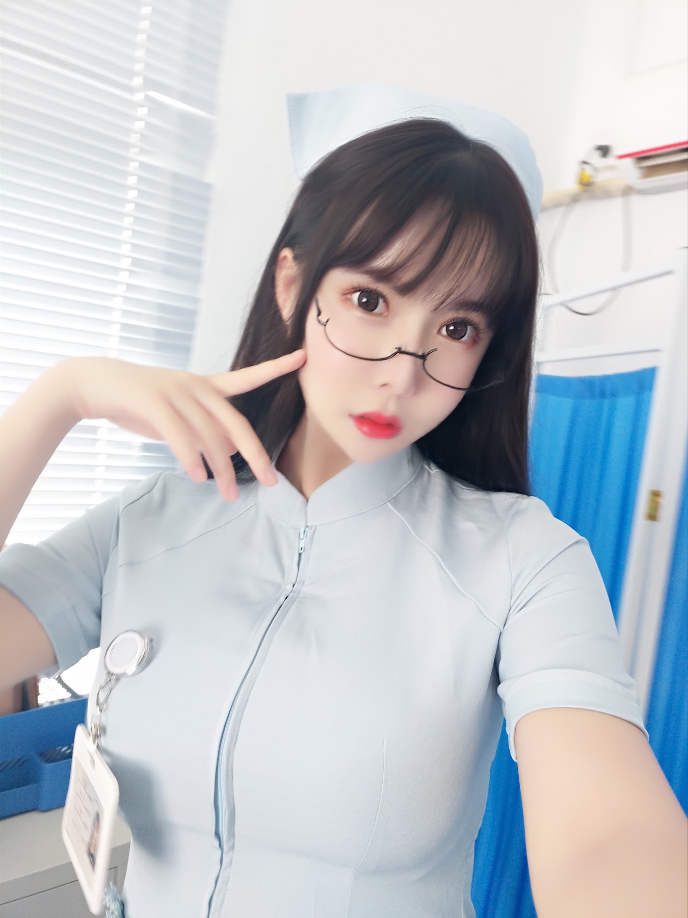 Coser@亚马逊鲶鱼 – 新人看护师 - P101