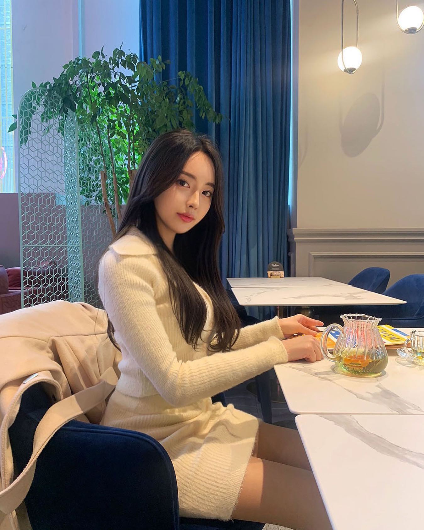 Ella (엘라) – Photos P1 - P9