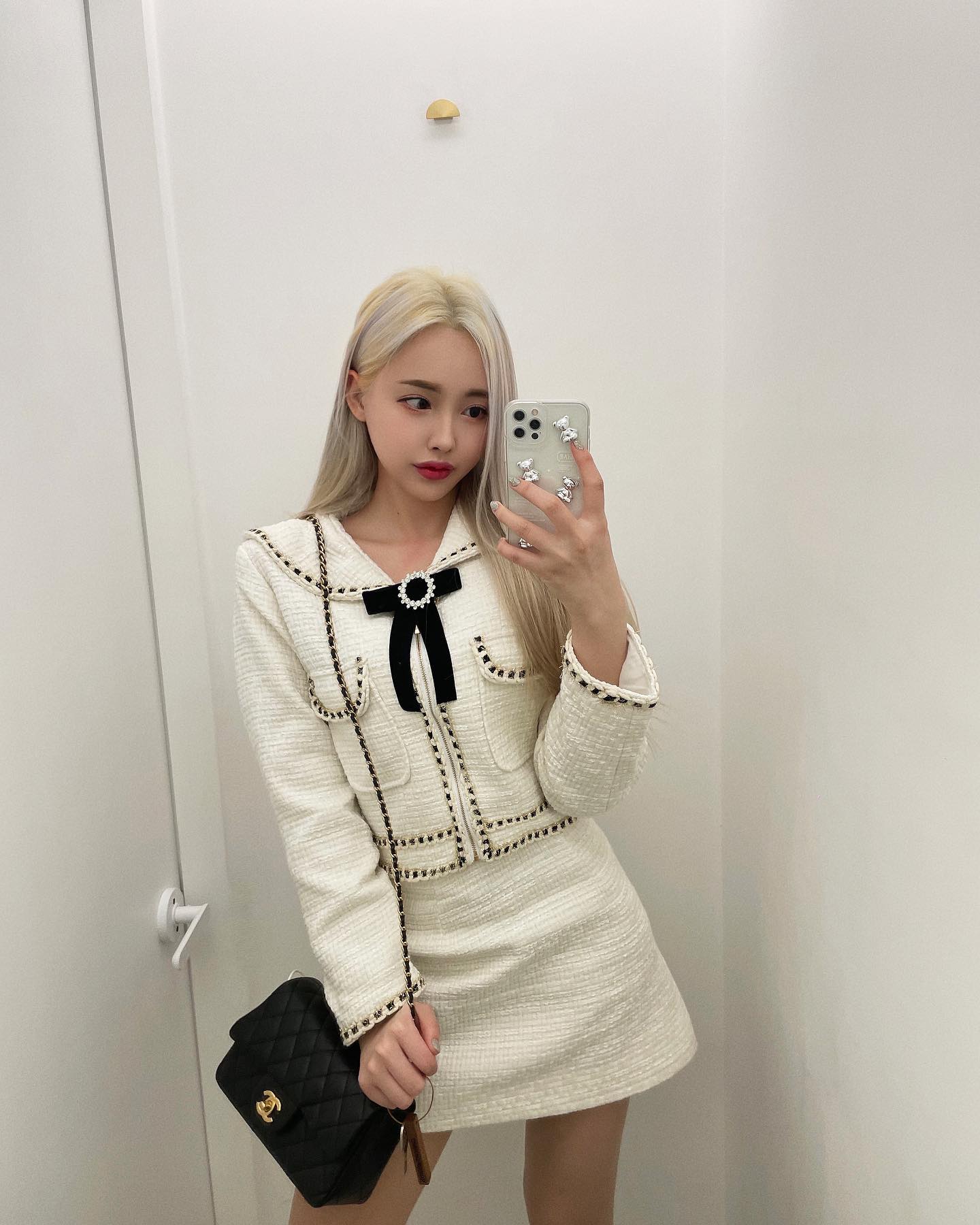 Ella (엘라) – Photos P1 - P101