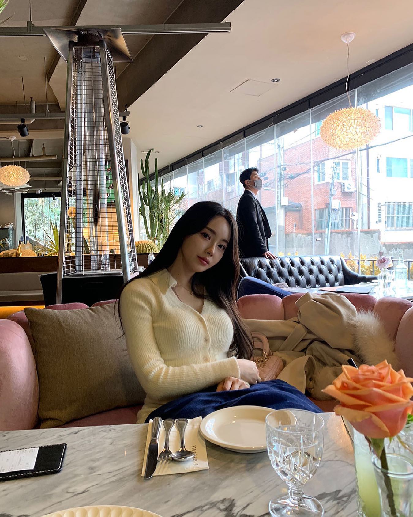 Ella (엘라) – Photos P1 - P10