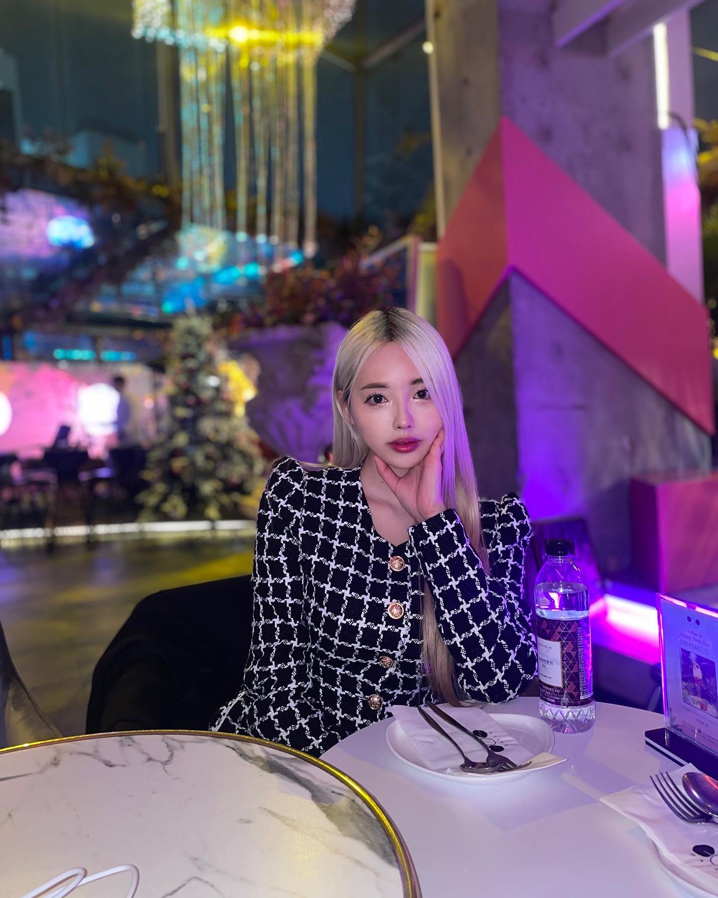 Ella (엘라) – Photos P1 - P110