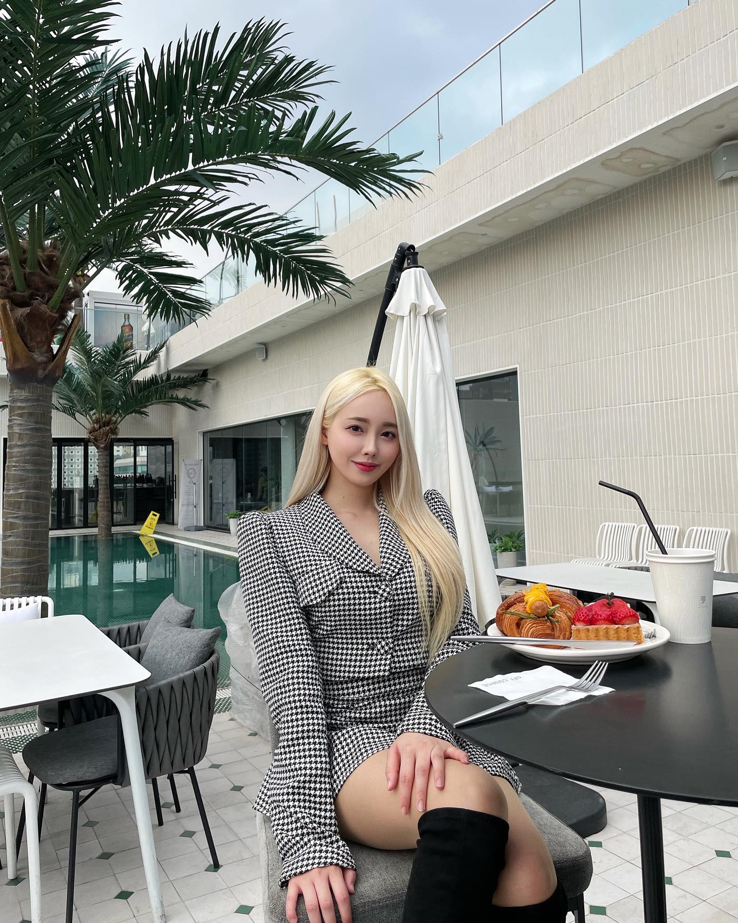 Ella (엘라) – Photos P1 - P134