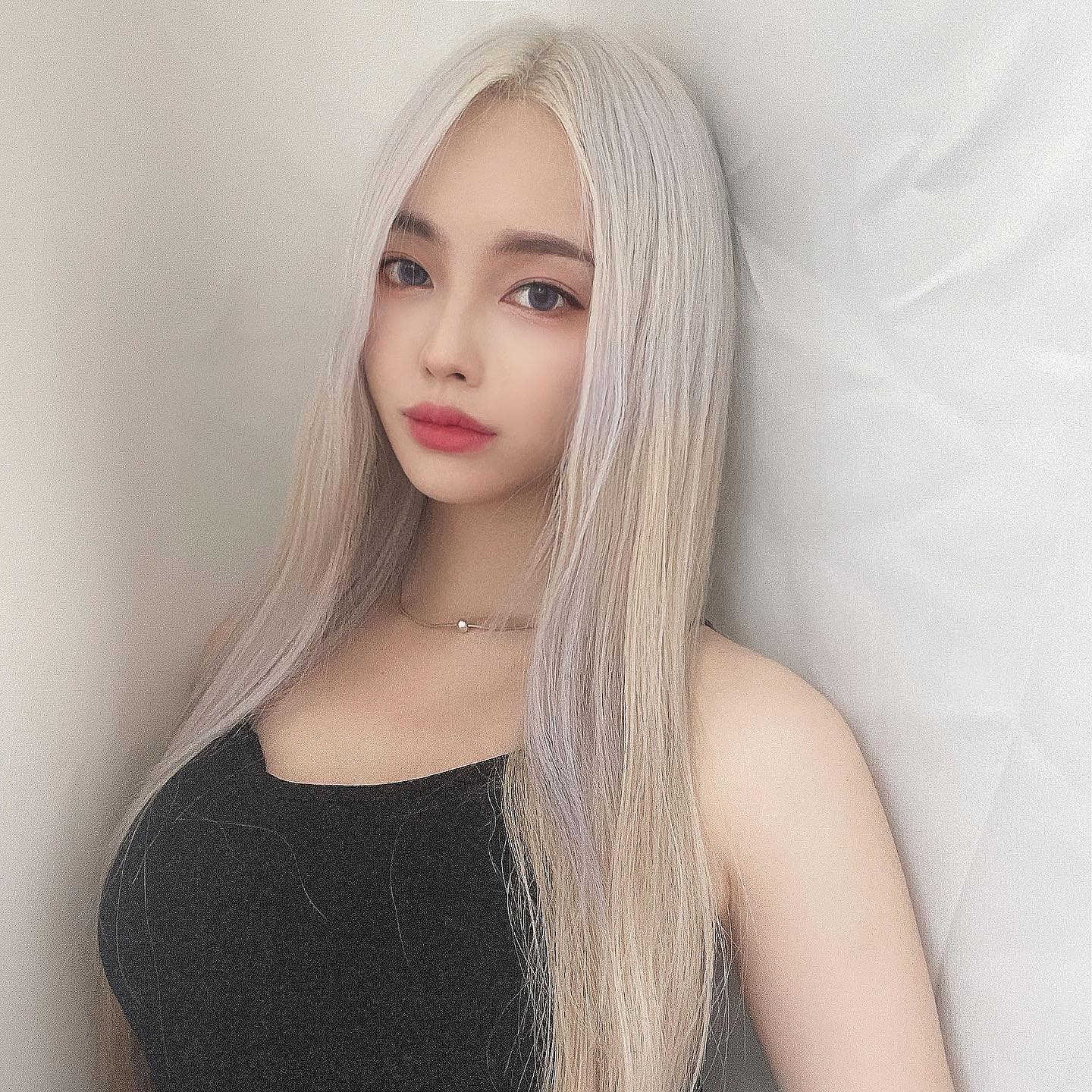 Ella (엘라) – Photos P1 - P33