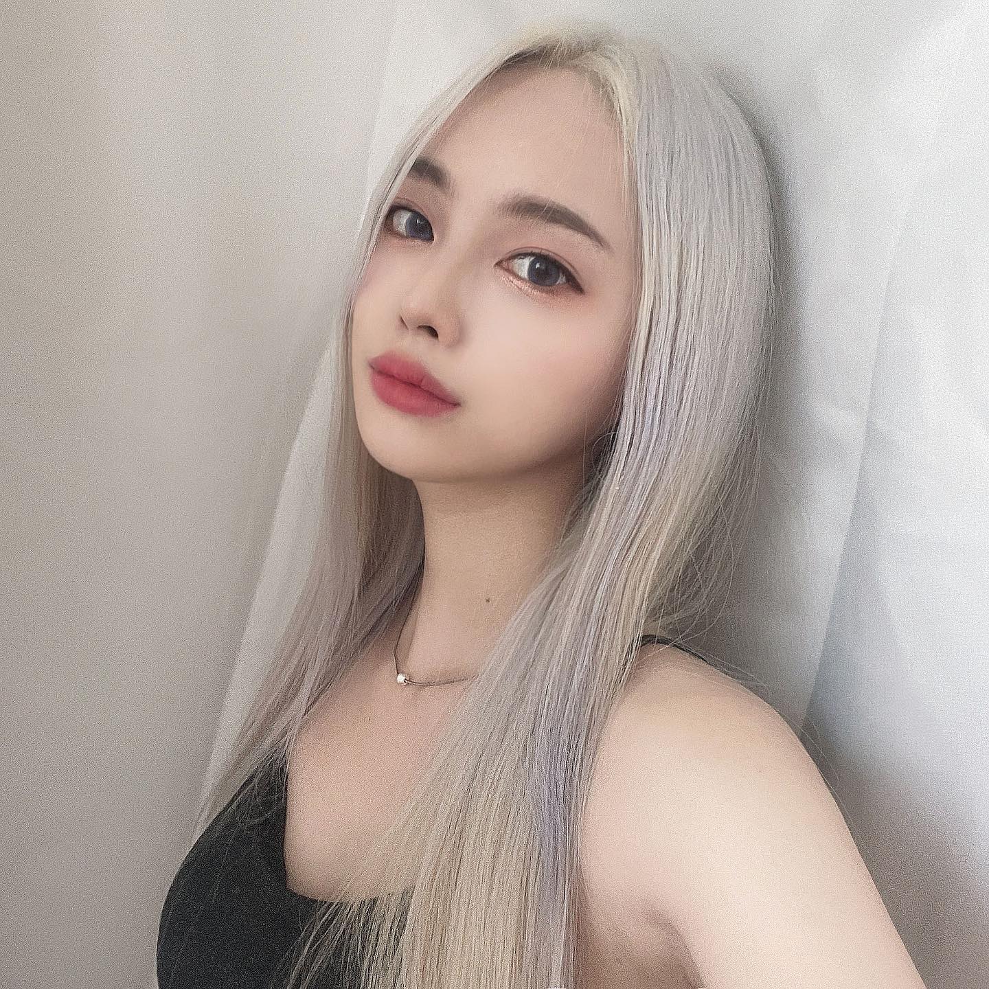 Ella (엘라) – Photos P1 - P34