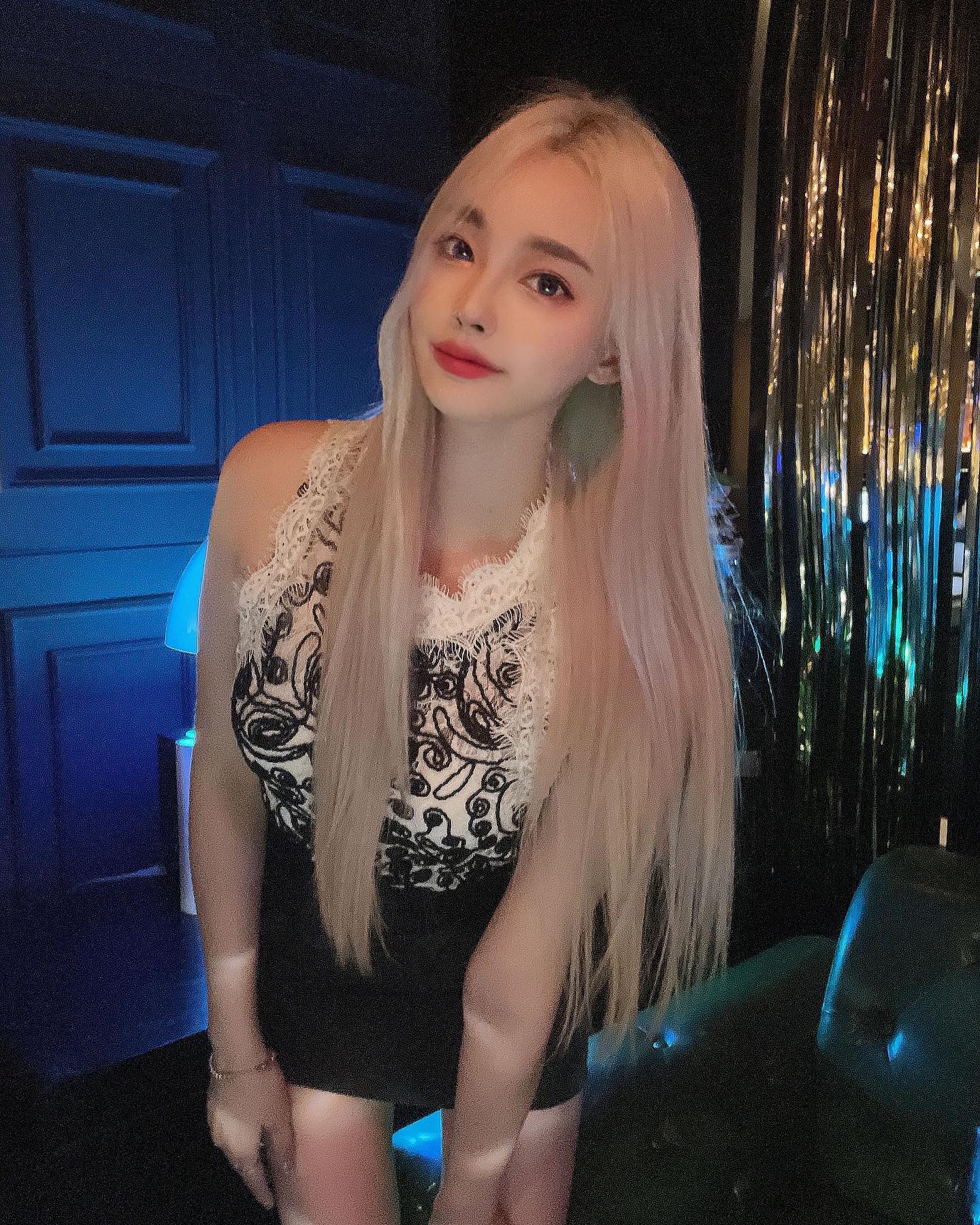 Ella (엘라) – Photos P1 - P48