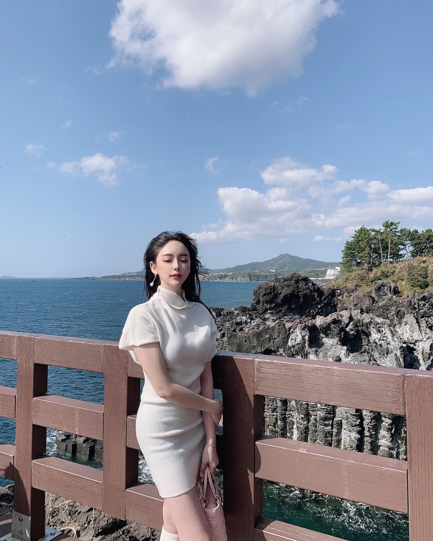 Ella (엘라) – Photos P1 - P4
