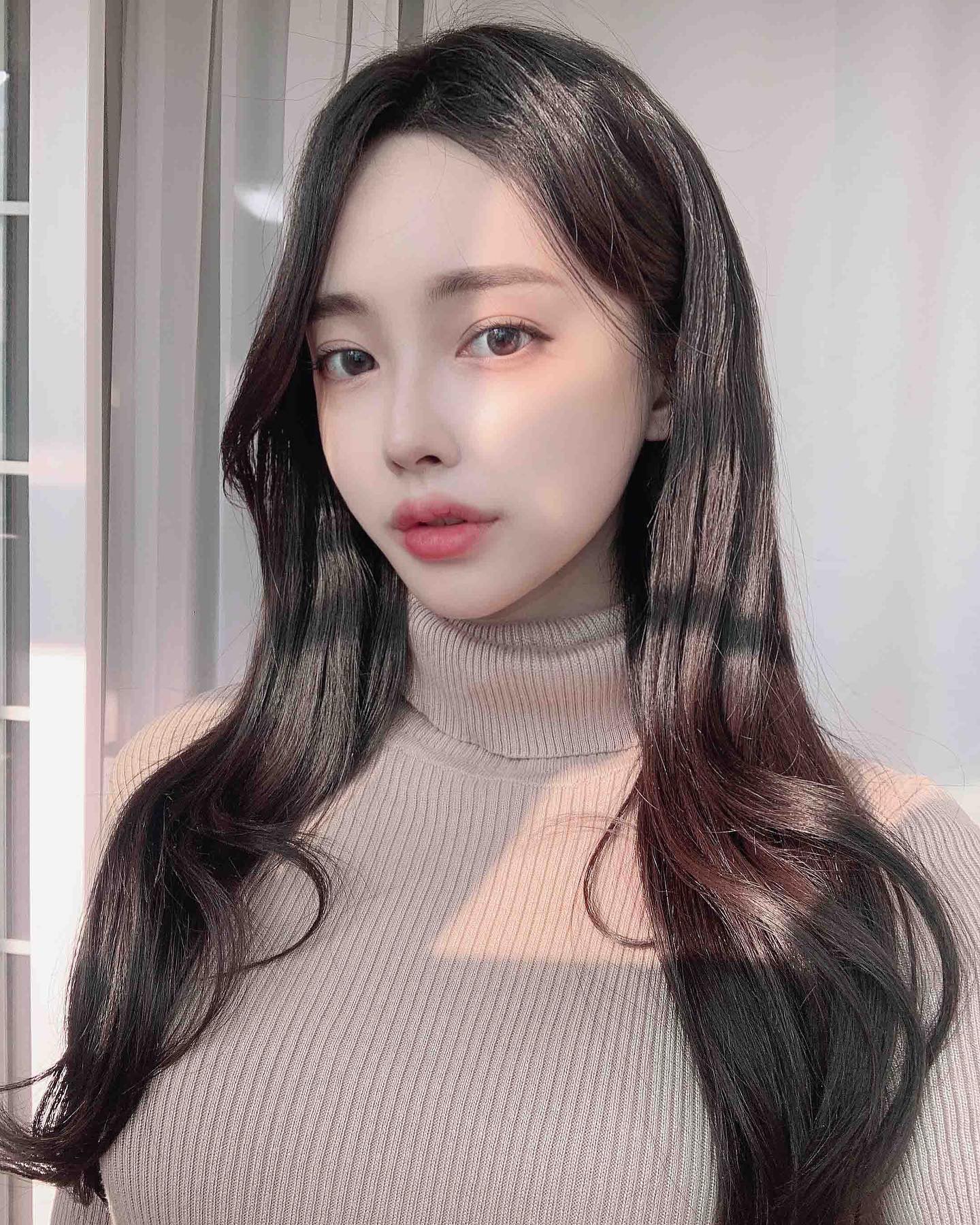 Ella (엘라) – Photos P1 - P5