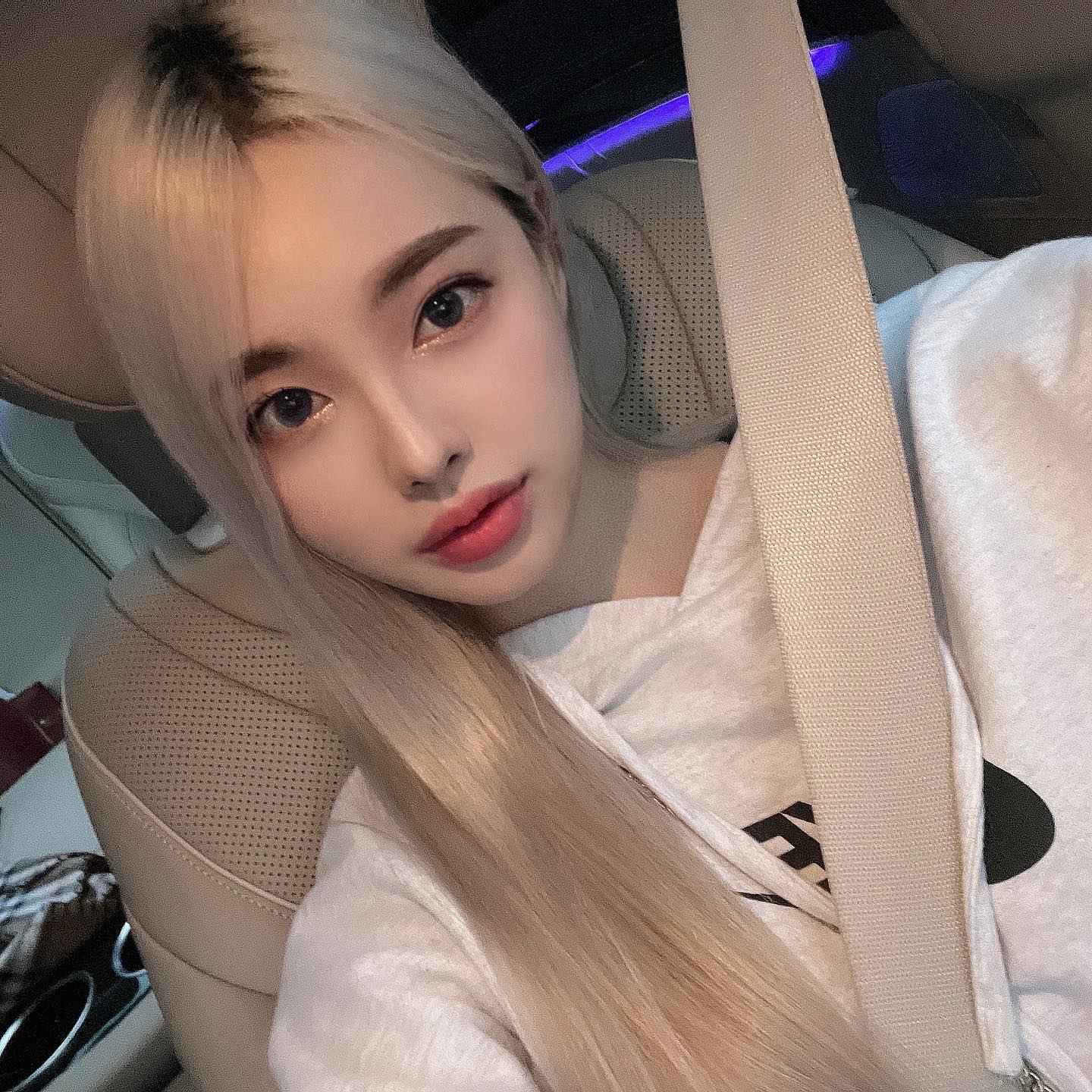 Ella (엘라) – Photos P1 - P62