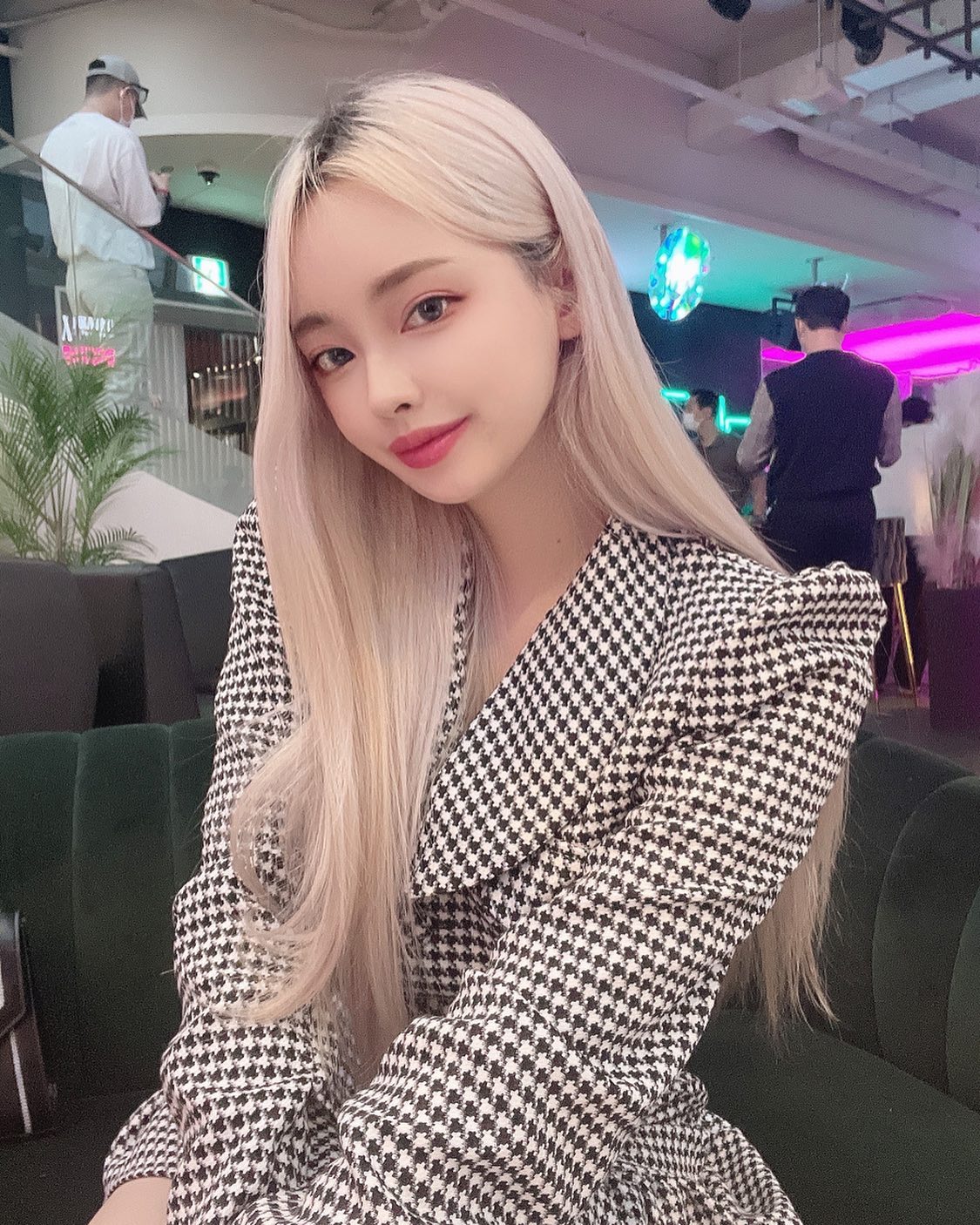 Ella (엘라) – Photos P1 - P67