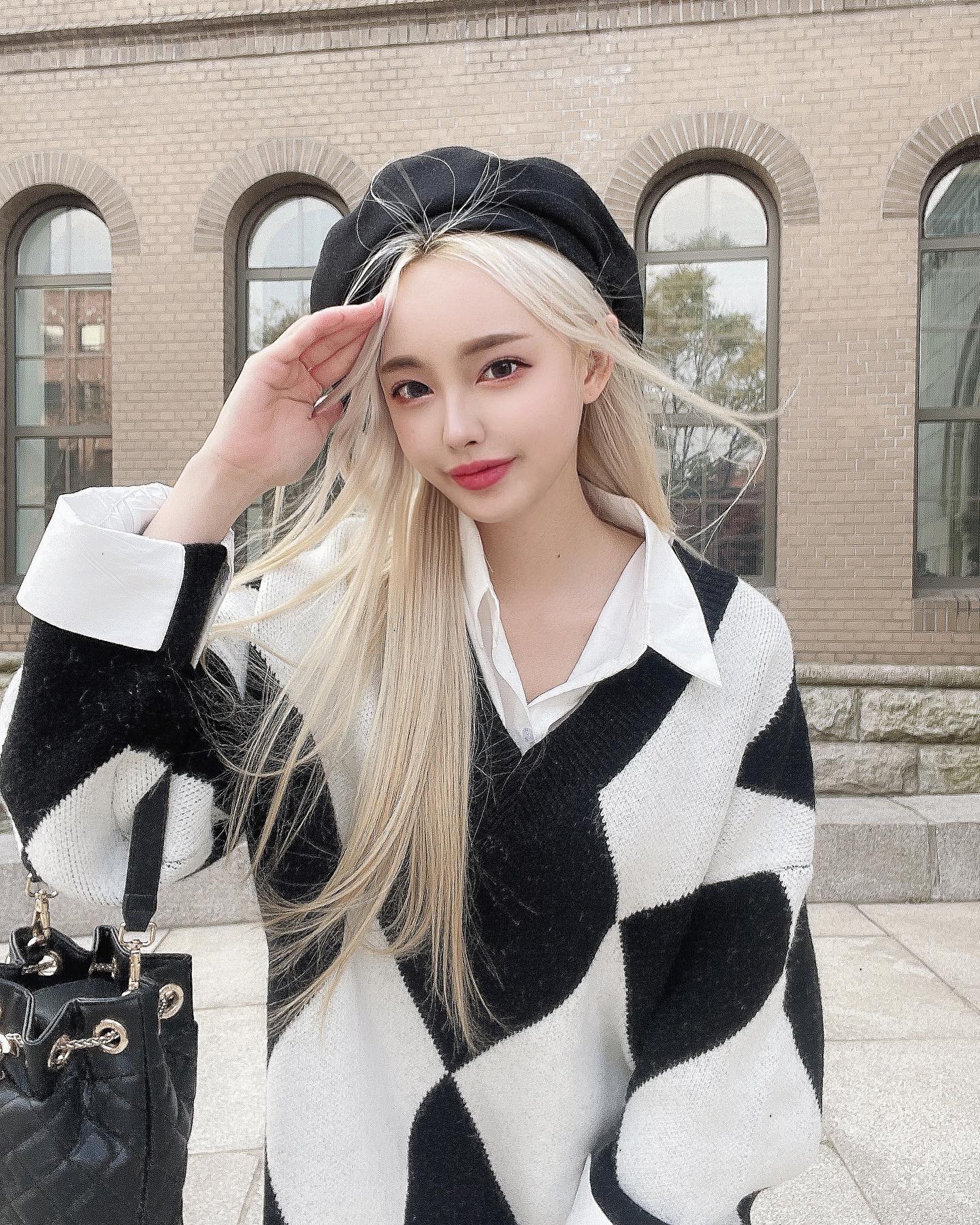 Ella (엘라) – Photos P1 - P83