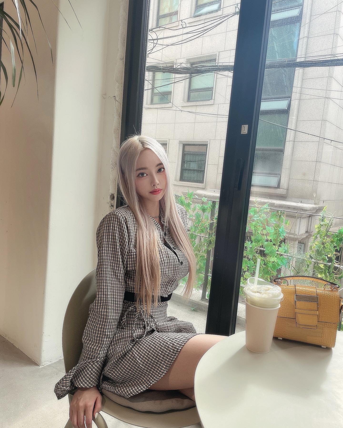 Ella (엘라) – Photos P1 - P85