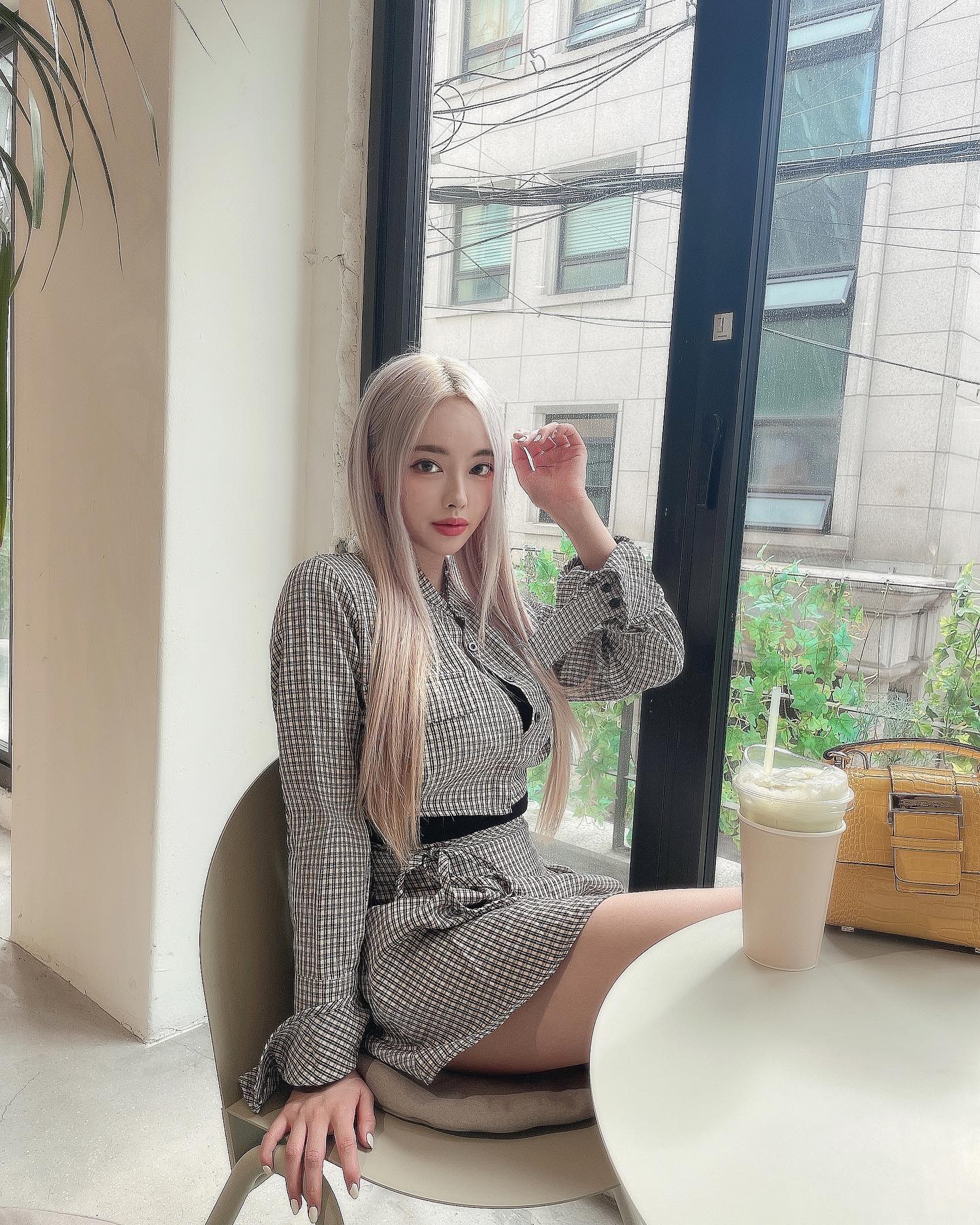Ella (엘라) – Photos P1 - P86