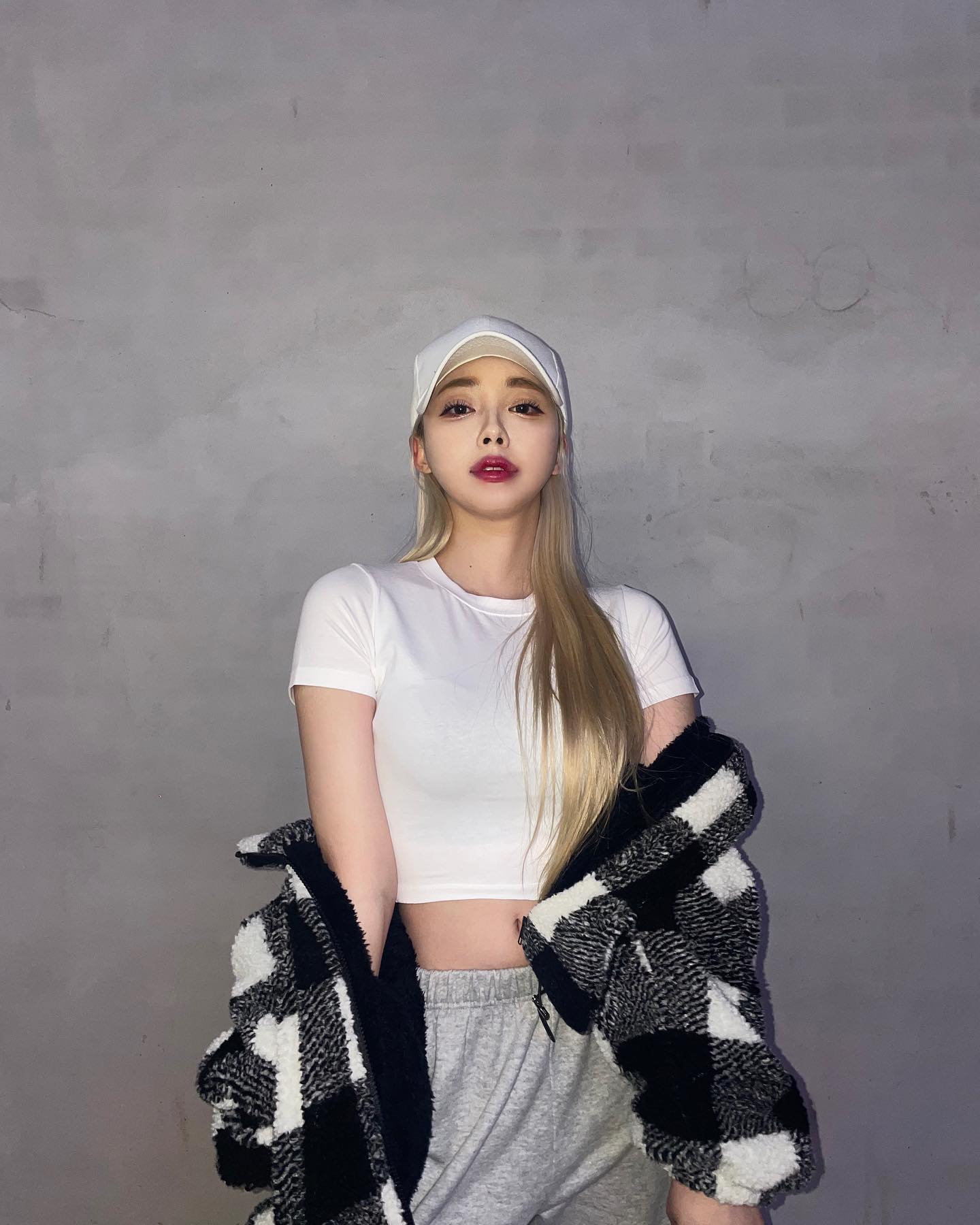 Ella (엘라) – Photos P1 - P88