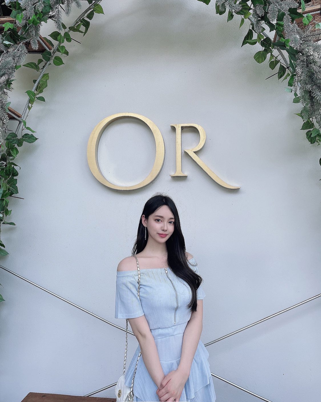 Ella (엘라) – Photos P1 - P8