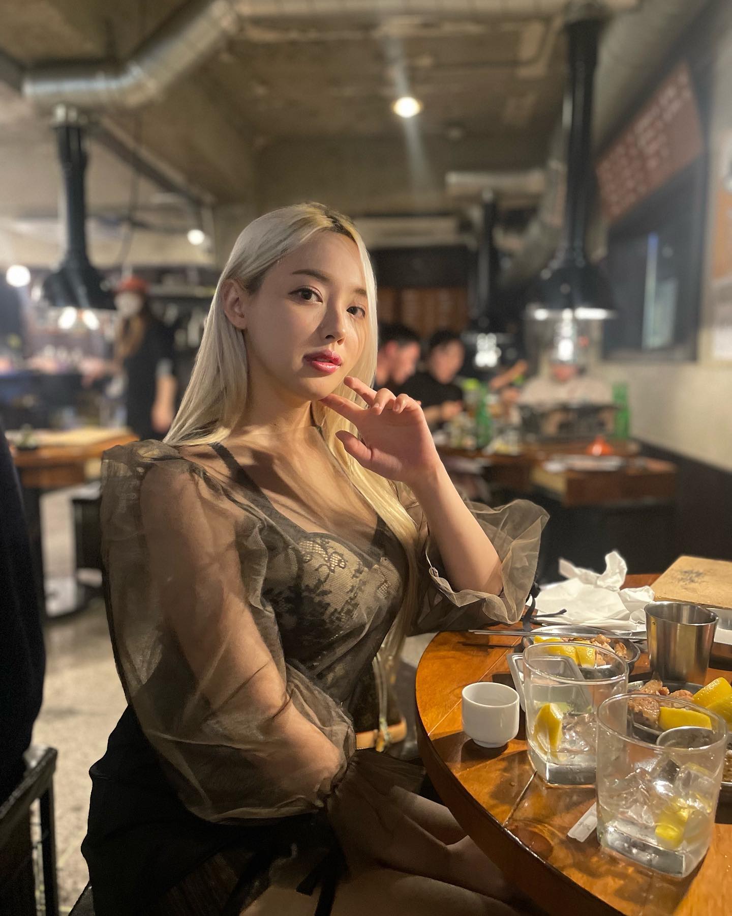 Ella (엘라) – Photos P1 - P93