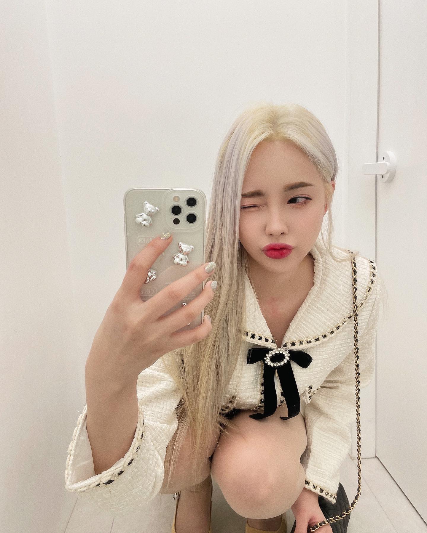 Ella (엘라) – Photos P1 - P98