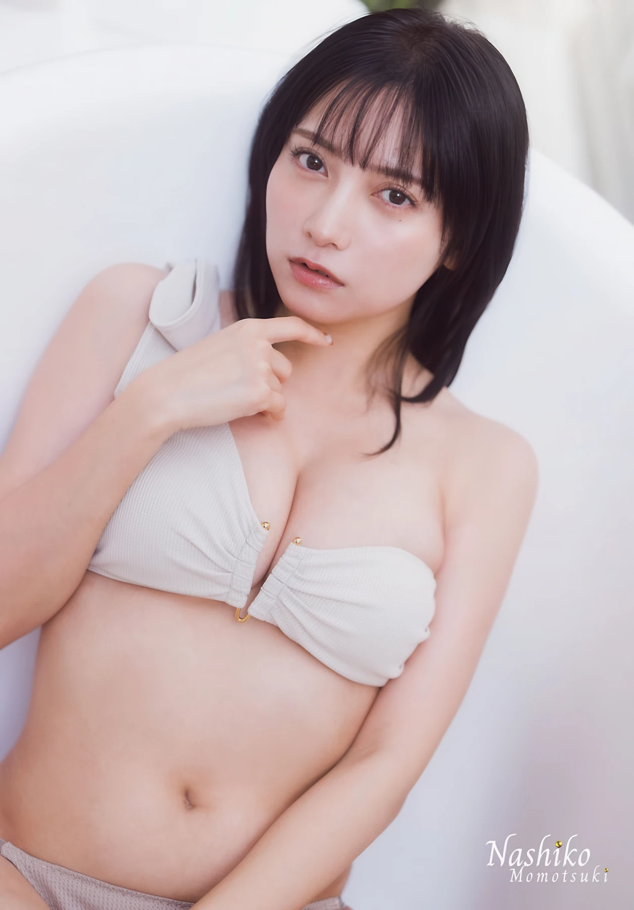 Nashiko Momotsuki 桃月なしこ, Gekkan Shonen Champion 2026 No.04 (月刊少年チャンピオン 2026年4号) - P5