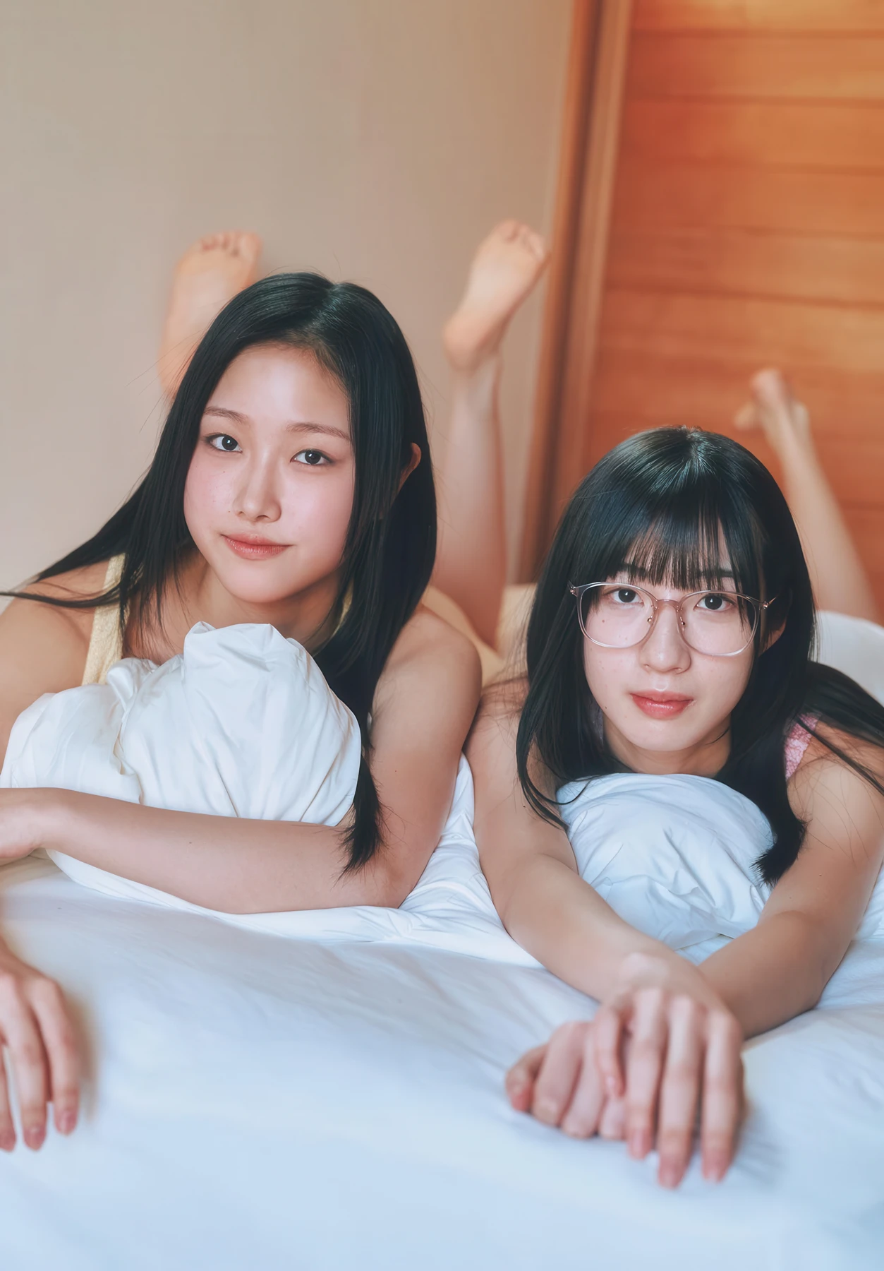 Niina Hayashi 林仁愛, Akari Endo 遠藤彩加里, Shonen Sunday 2026 No.15 (週刊少年サンデー 2026年15号) - P10