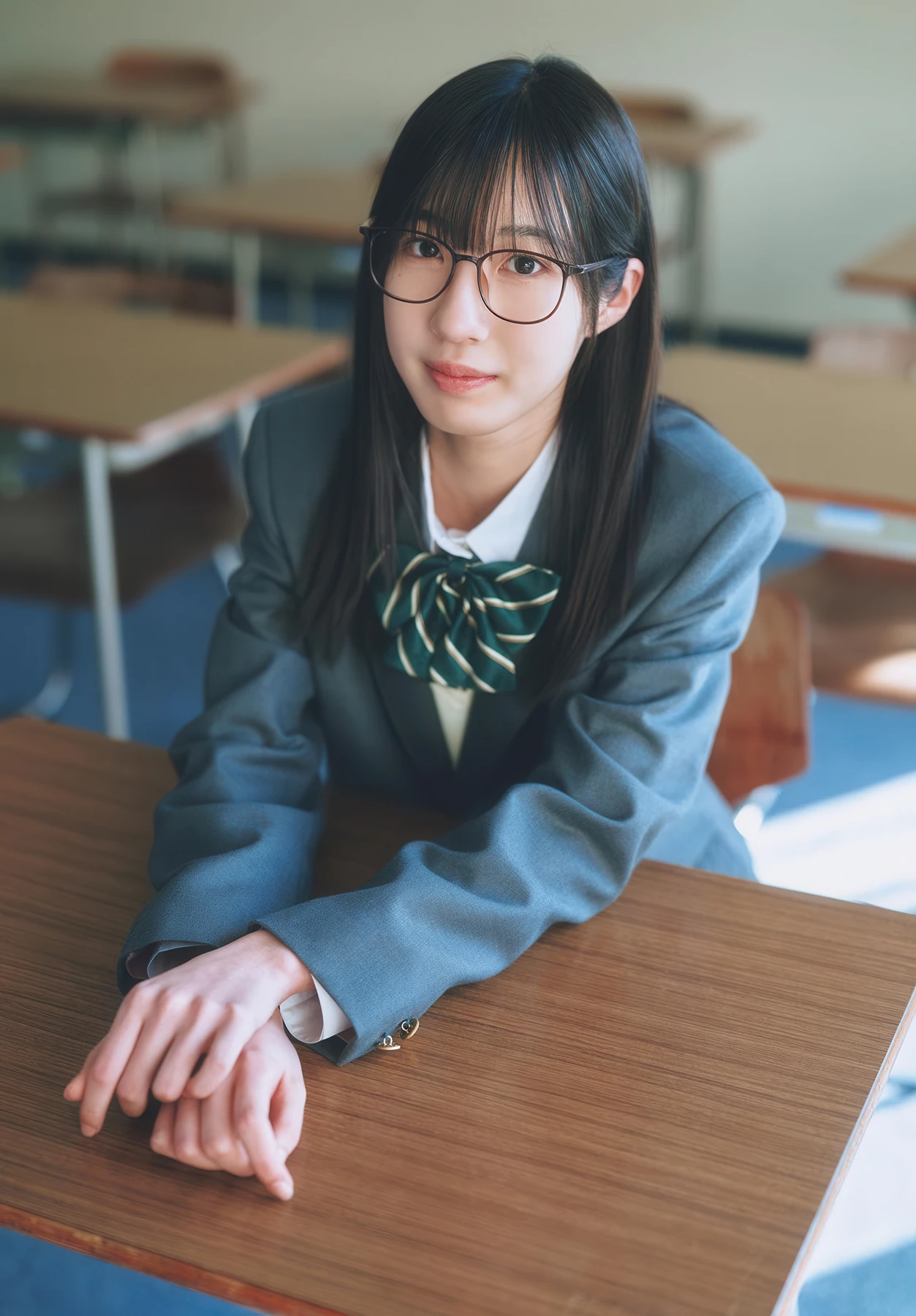 Niina Hayashi 林仁愛, Akari Endo 遠藤彩加里, Shonen Sunday 2026 No.15 (週刊少年サンデー 2026年15号) - P18