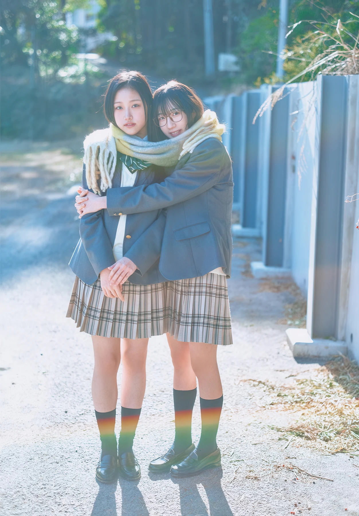 Niina Hayashi 林仁愛, Akari Endo 遠藤彩加里, Shonen Sunday 2026 No.15 (週刊少年サンデー 2026年15号) - P21