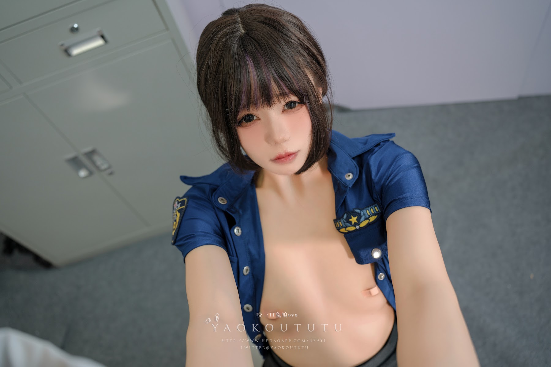 Coser@黏黏团子兔 – 『乌龙女警』&Good-night Kiss - P41