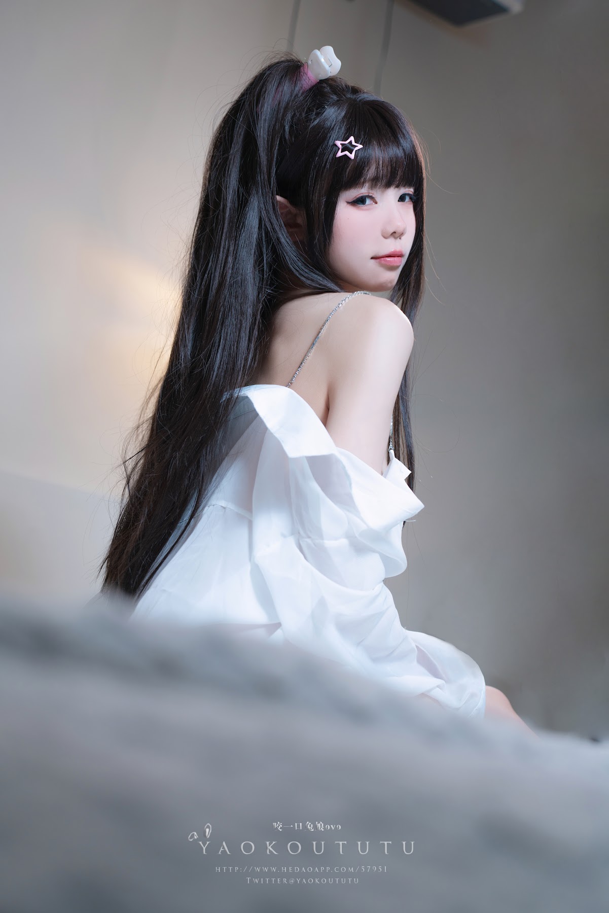 Coser@黏黏团子兔 – 『男友衬衣』&Boom Boom - P20