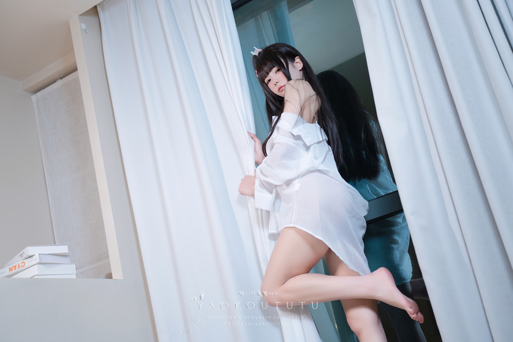 Coser@黏黏团子兔 – 『男友衬衣』&Boom Boom - P31