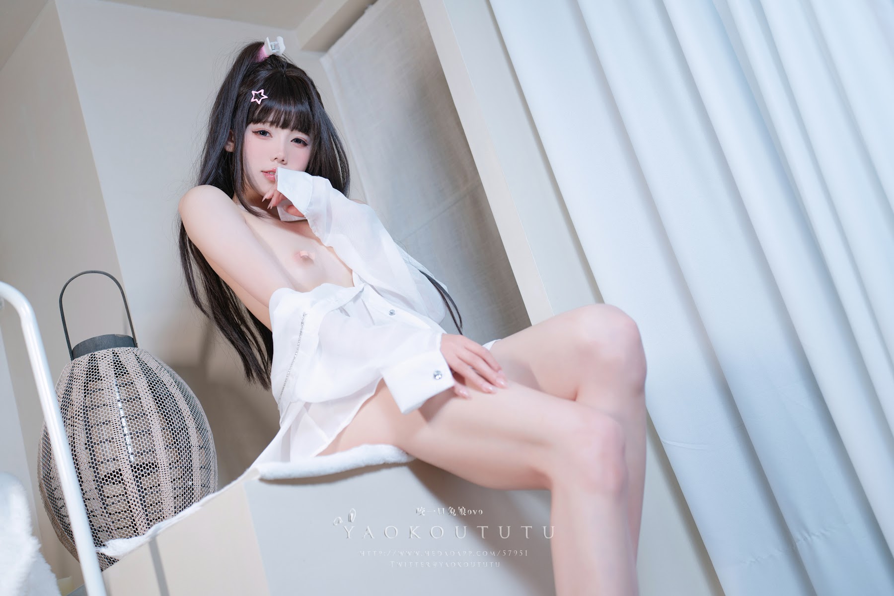 Coser@黏黏团子兔 – 『男友衬衣』&Boom Boom - P39