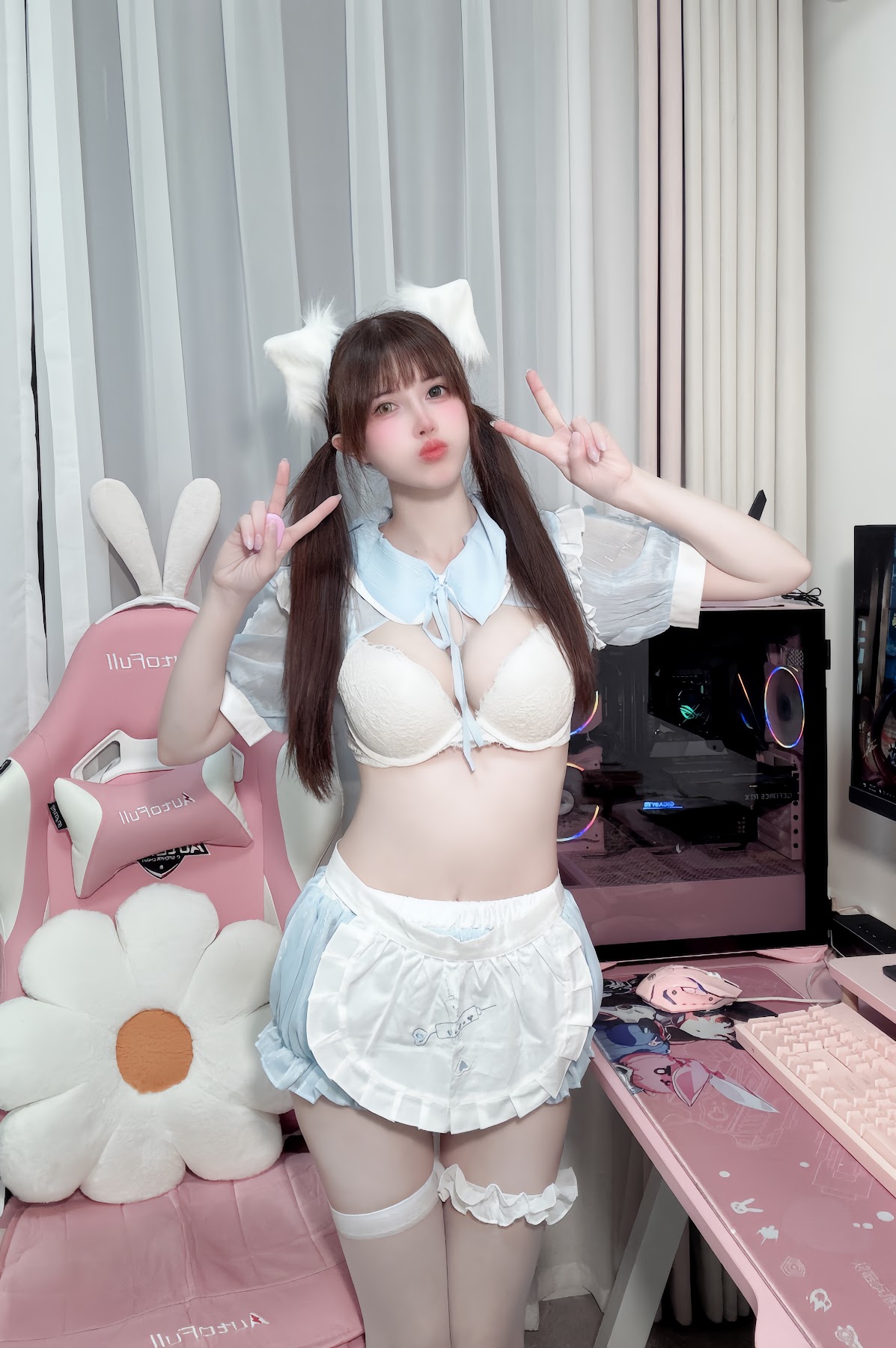 Coser@鹿八岁 – 旗袍女仆 - P4