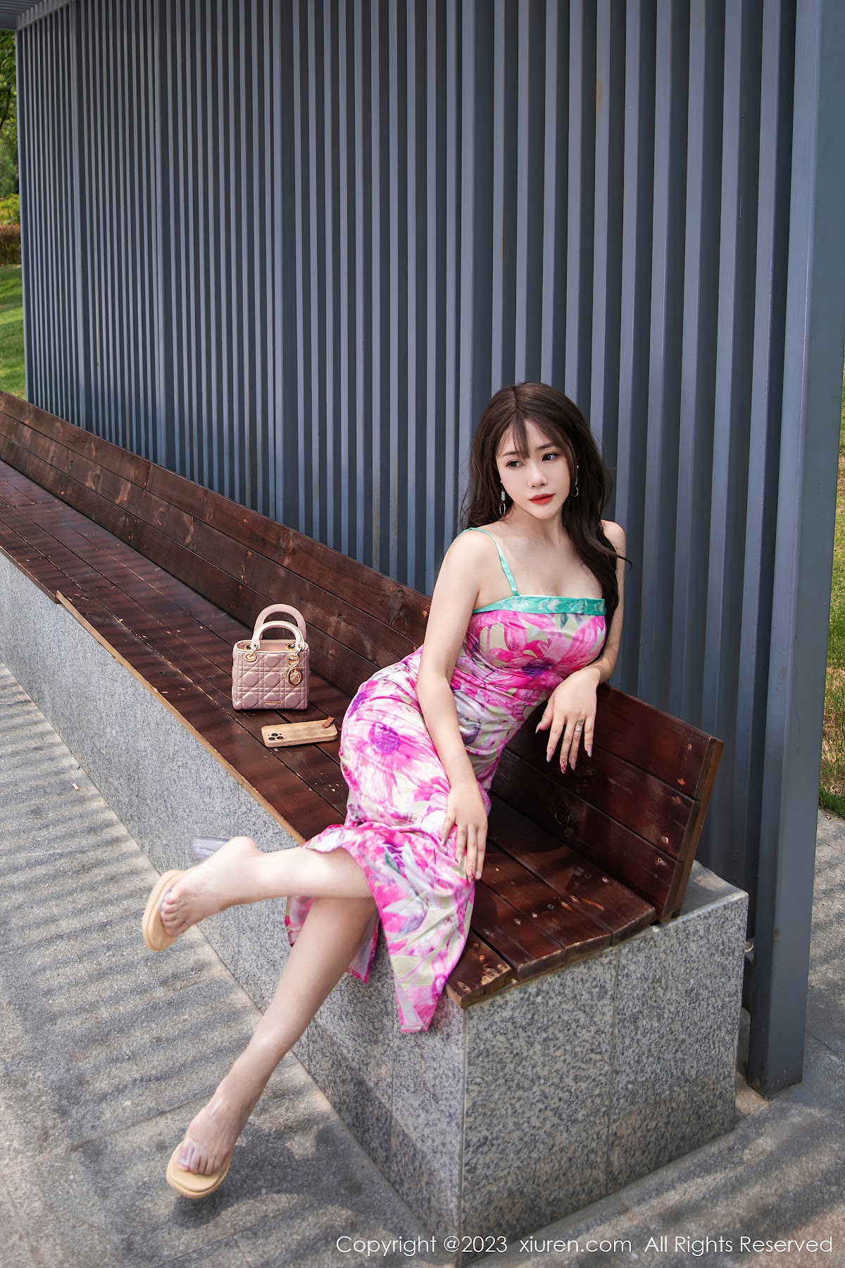 XIUREN No.7065 严利娅Yuliya - P19