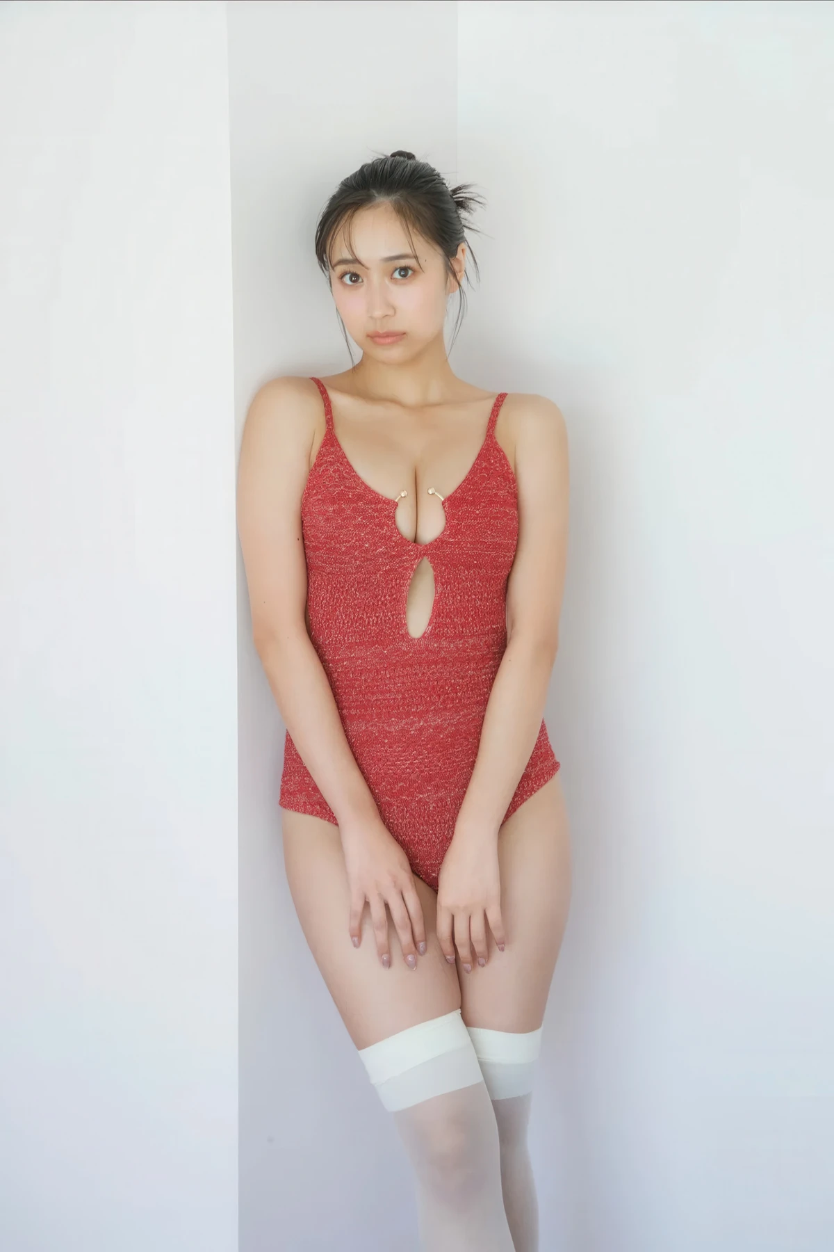 Aoi Mizobata 溝端葵, FRIDAY Monthly Girl 052 完全未発表100カット Set.03 - P1
