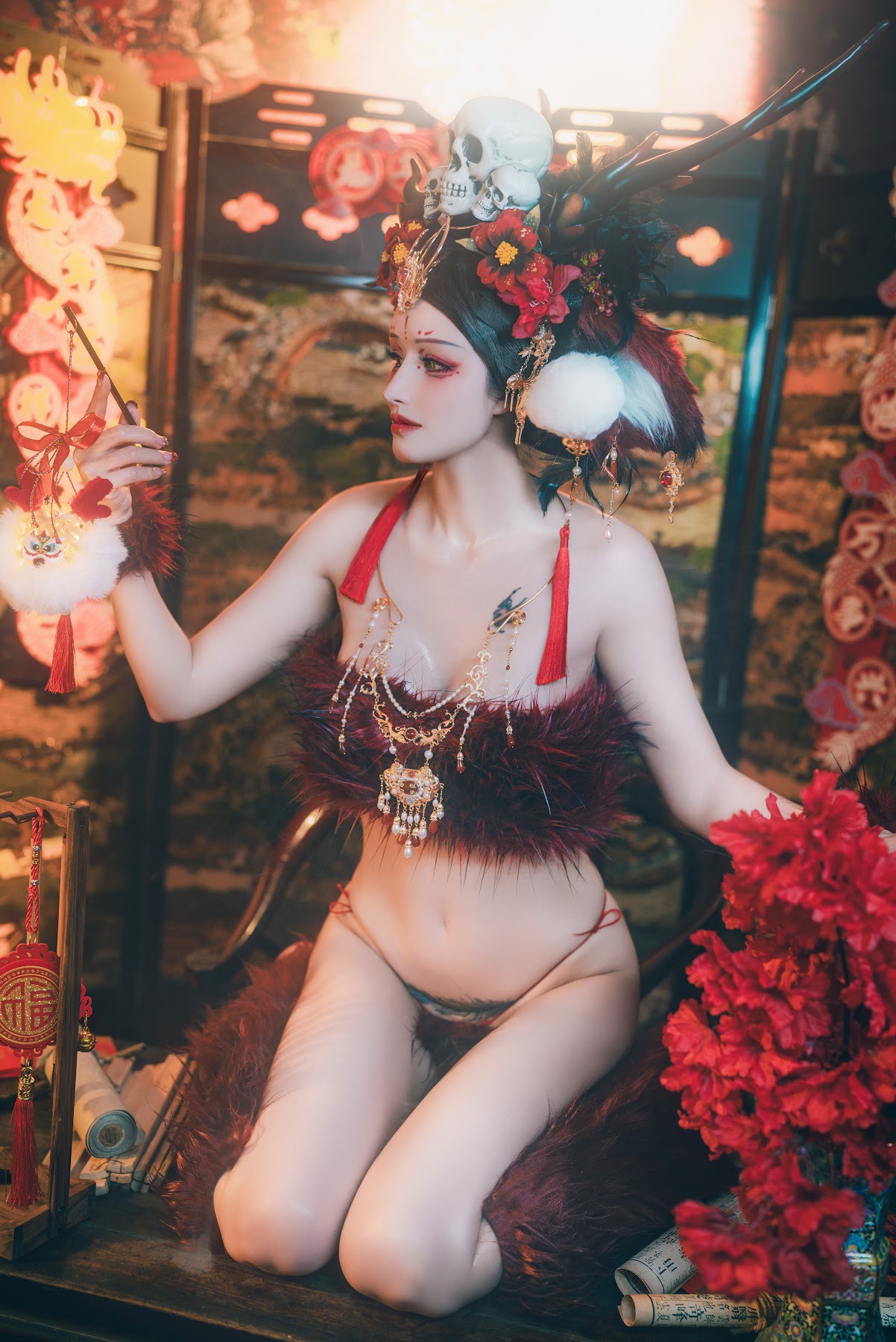 Coser@鹿八岁 – 闯进我家的凶凶年兽 - P52