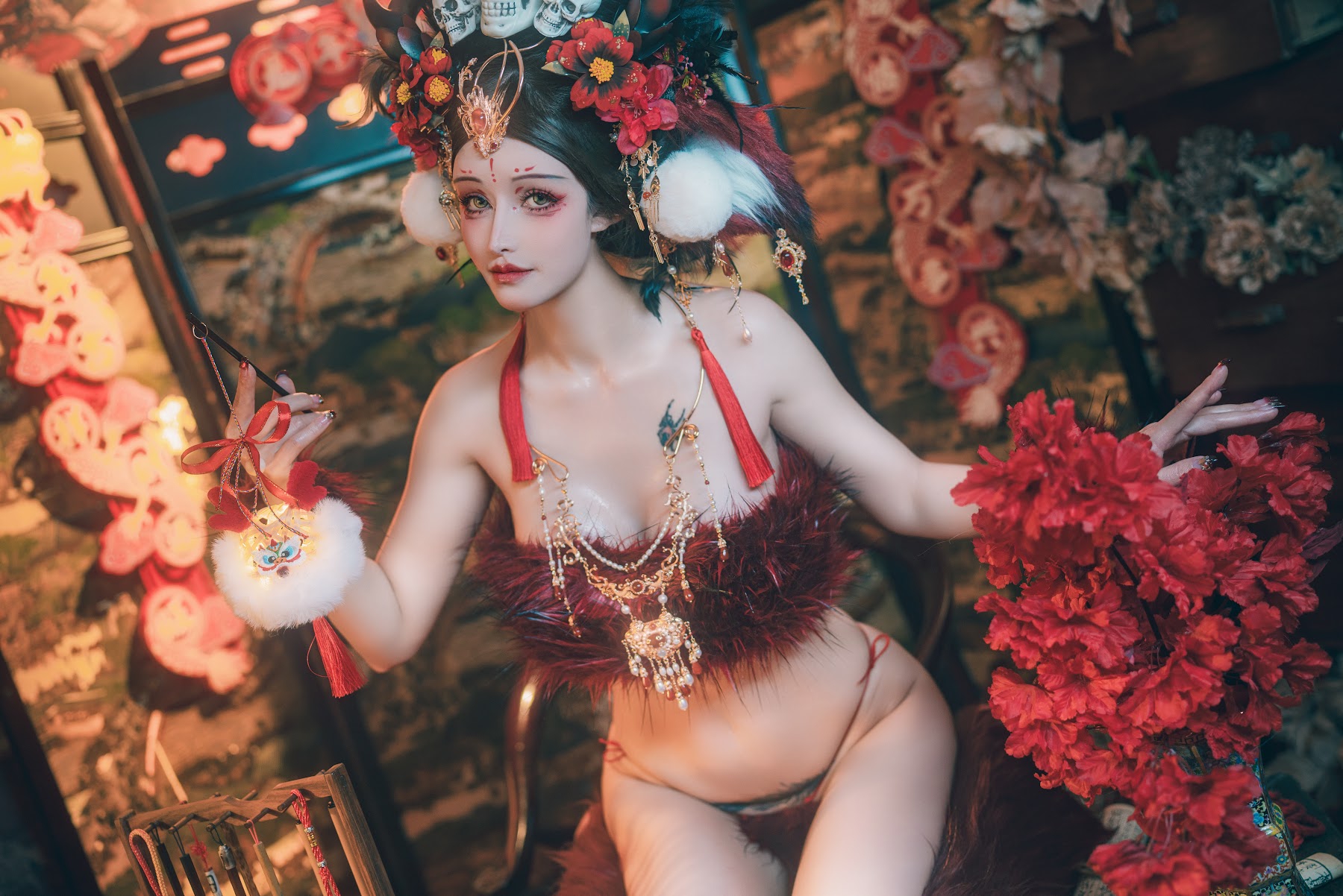 Coser@鹿八岁 – 闯进我家的凶凶年兽 - P53
