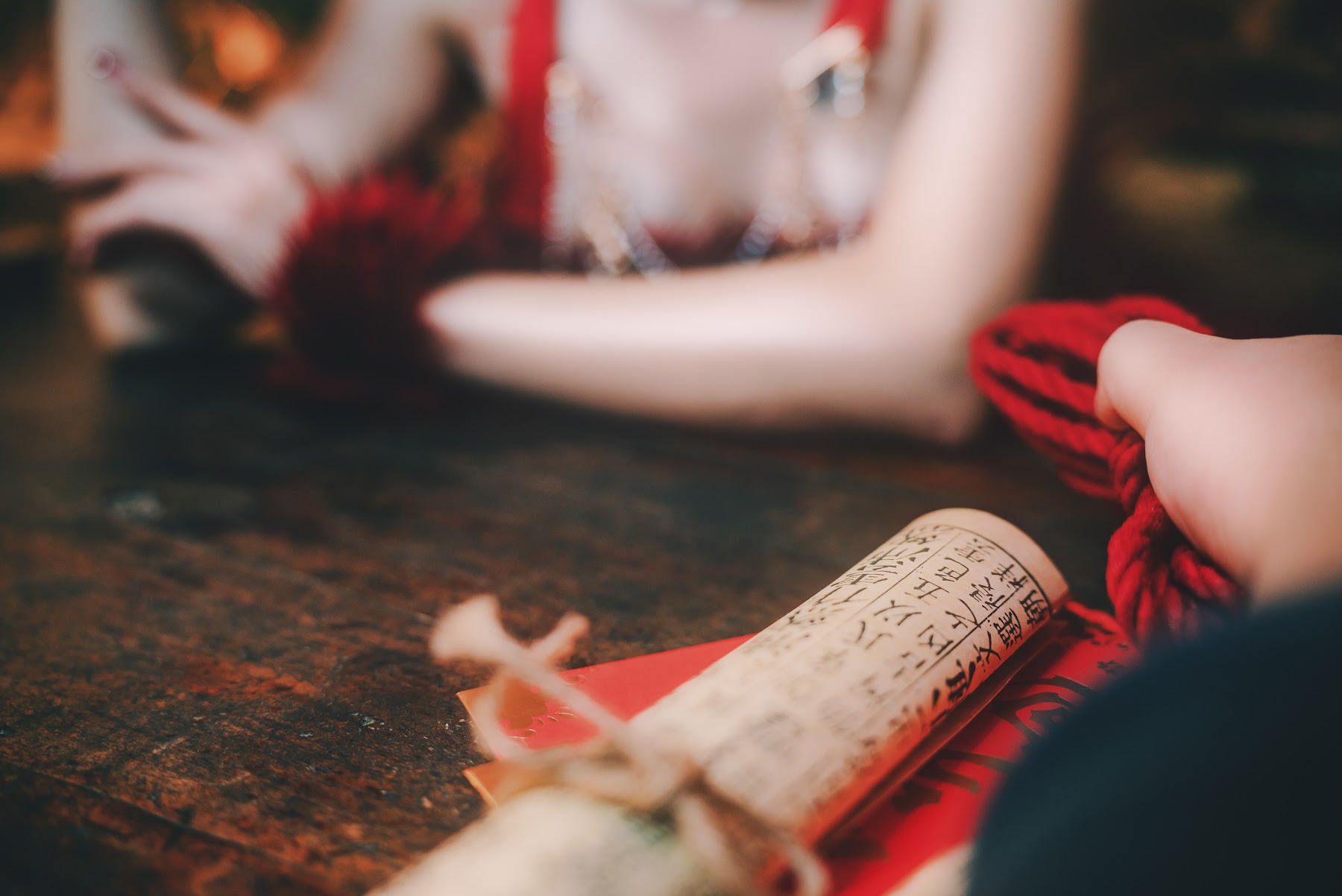 Coser@鹿八岁 – 闯进我家的凶凶年兽 - P60