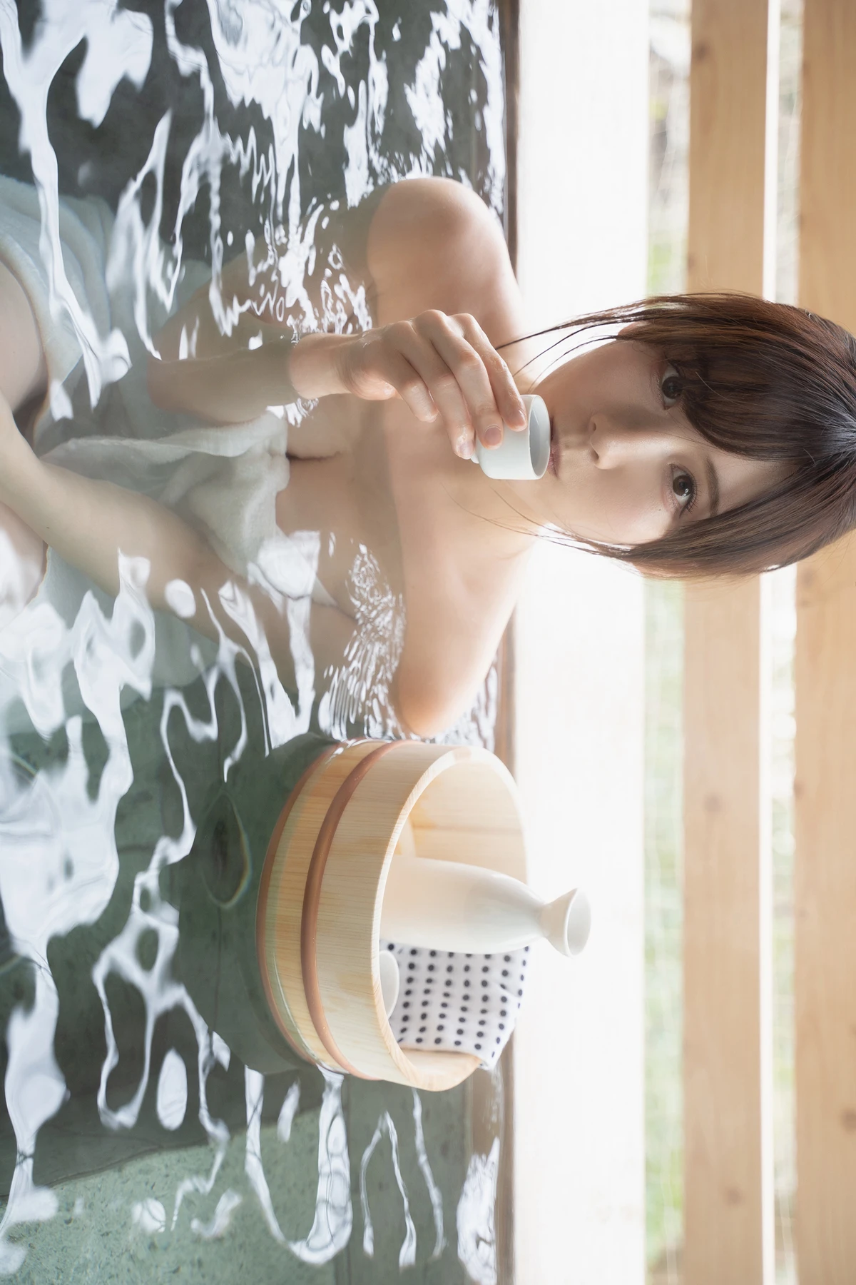 Kenken けんけん, デジタル写真集 「湯けむりけんけん」 Set.01 - P17