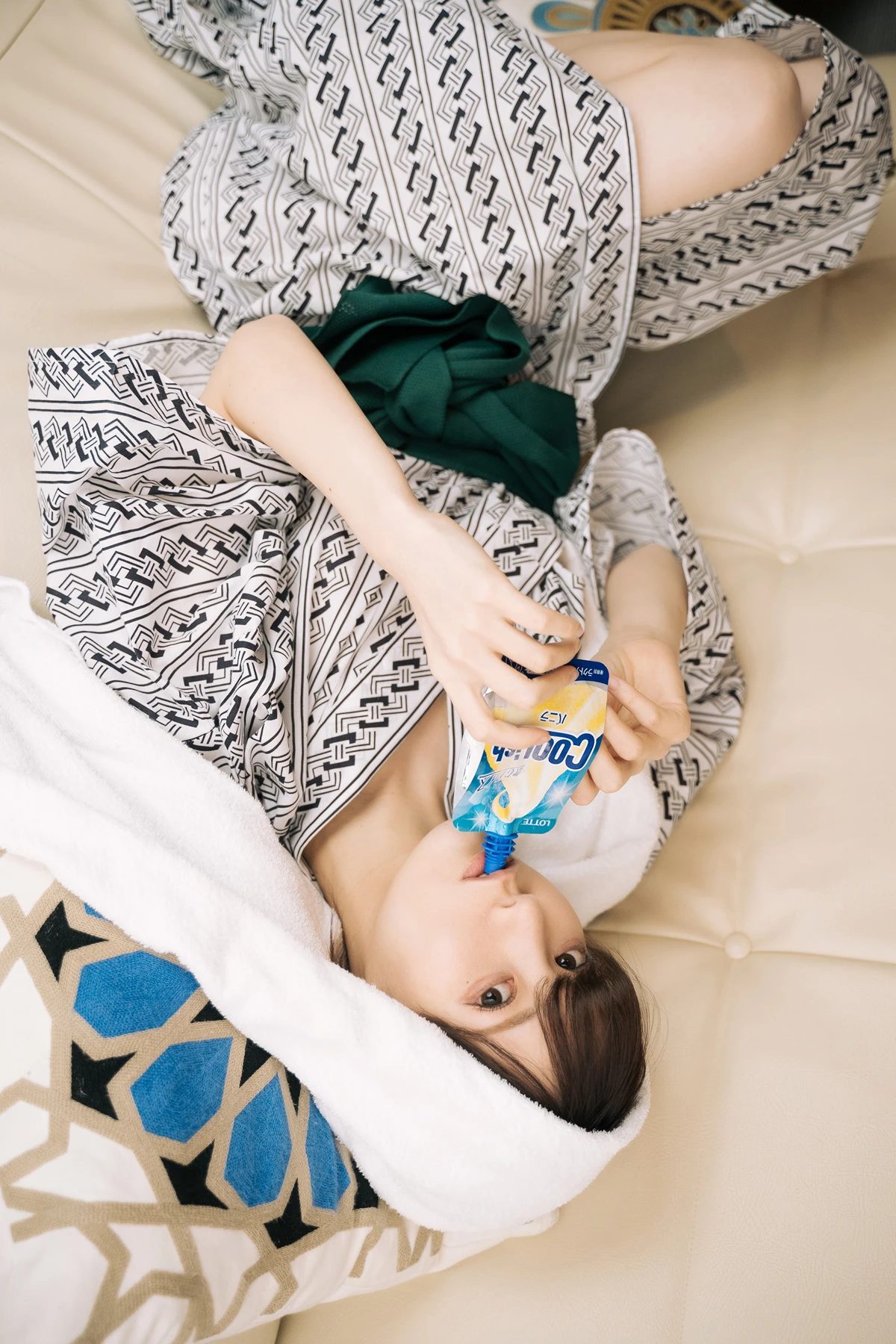 Kenken けんけん, デジタル写真集 「湯けむりけんけん」 Set.01 - P4